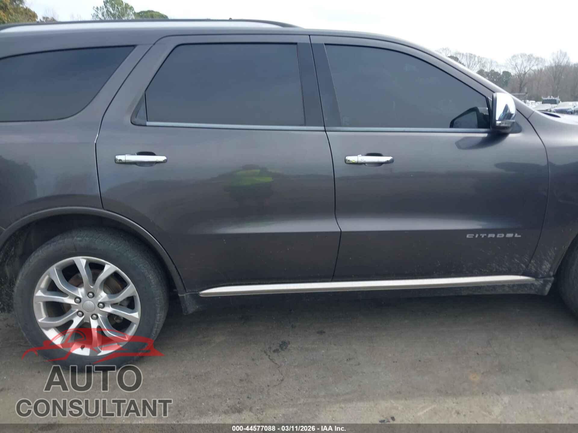 DODGE DURANGO 2018 - 1C4SDJET2JC187392