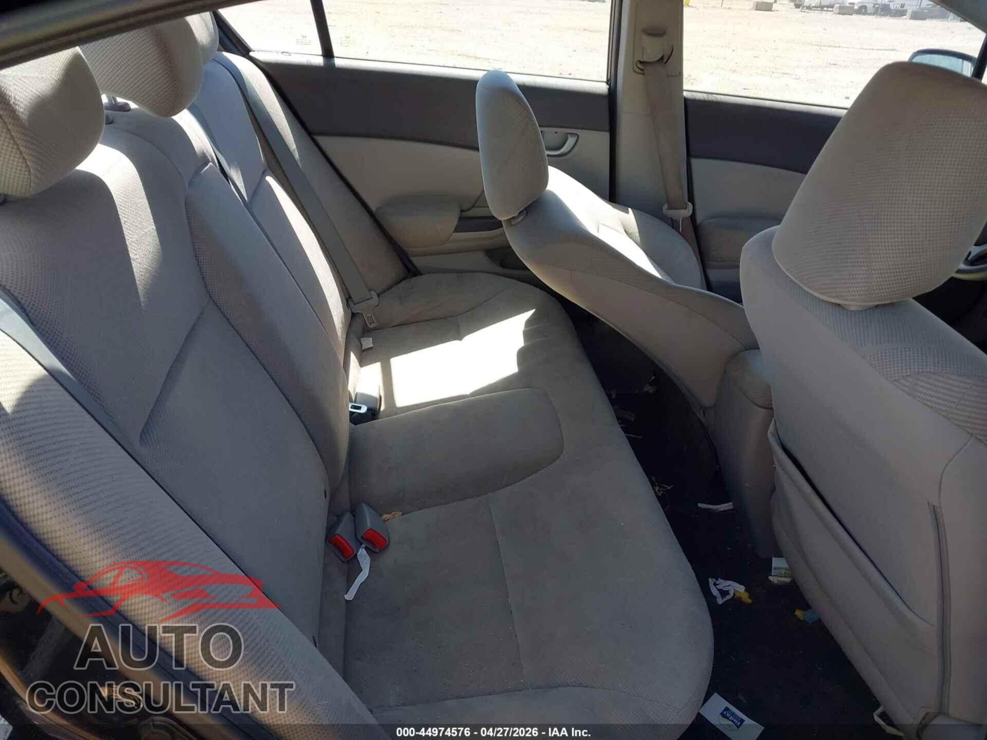 HONDA CIVIC 2012 - 2HGFB2F53CH589226