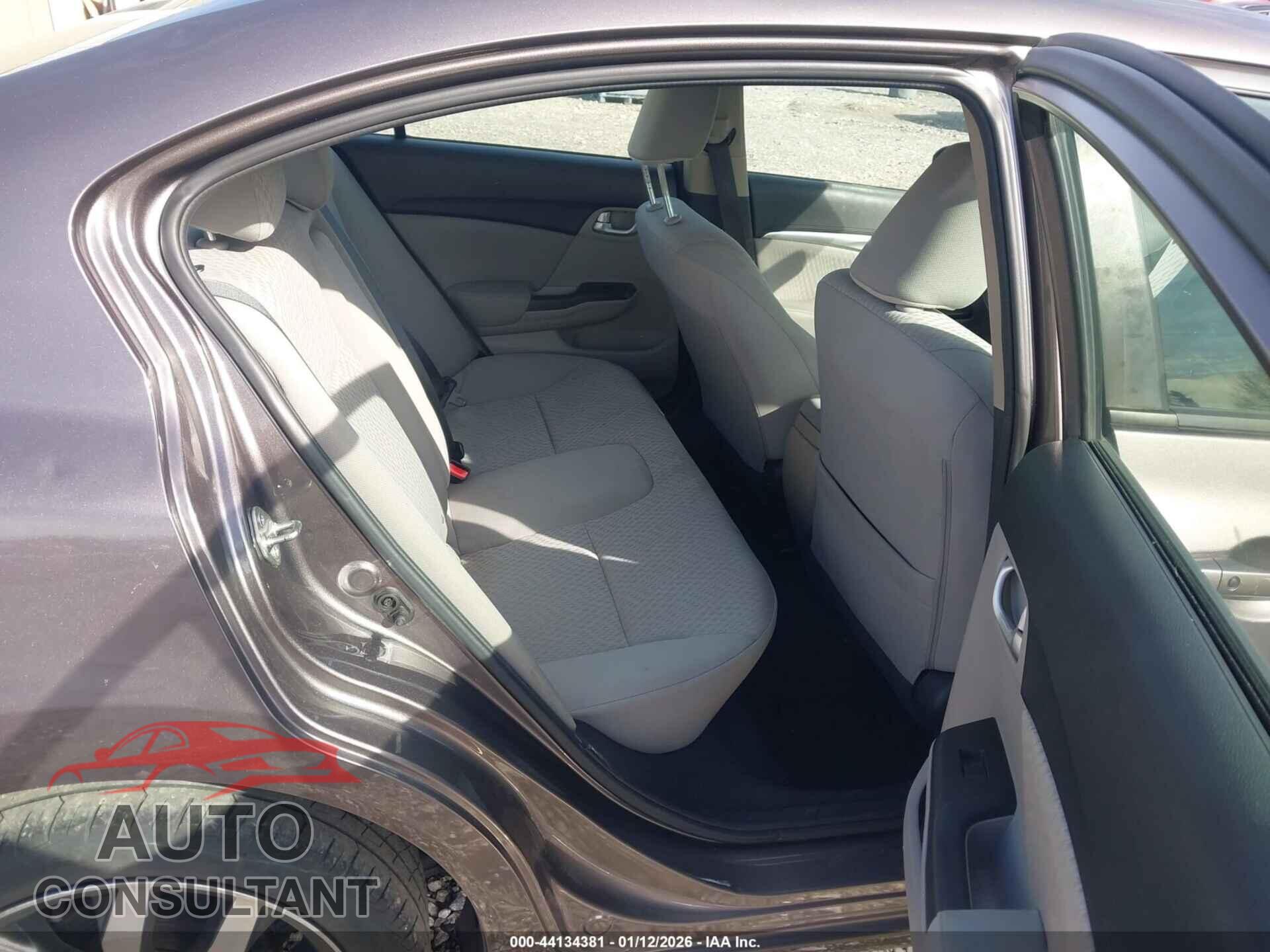 HONDA CIVIC 2015 - 19XFB2F90FE045719