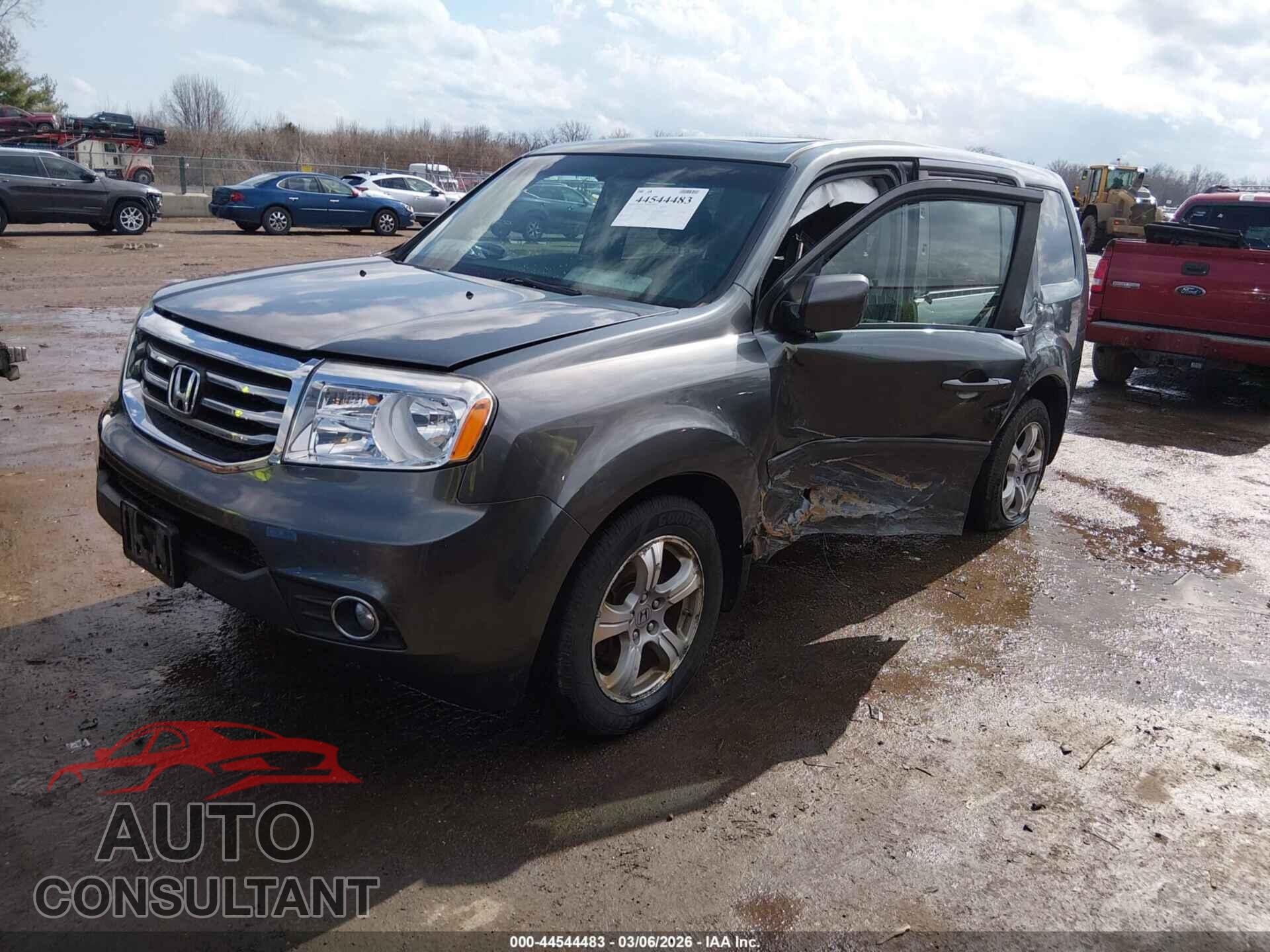 HONDA PILOT 2012 - 5FNYF4H5XCB081202