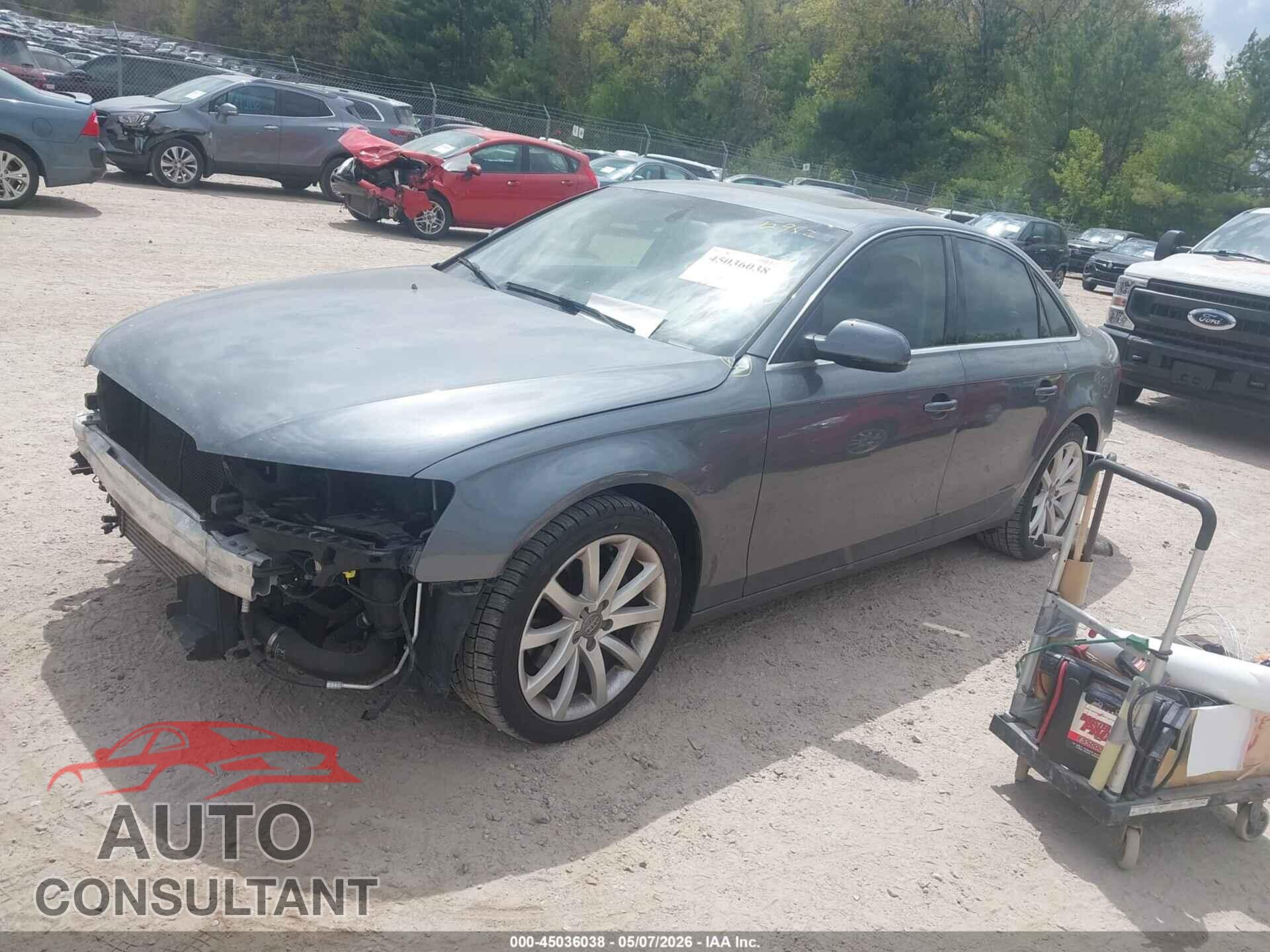 AUDI A4 2013 - WAUFFAFL0DN025471