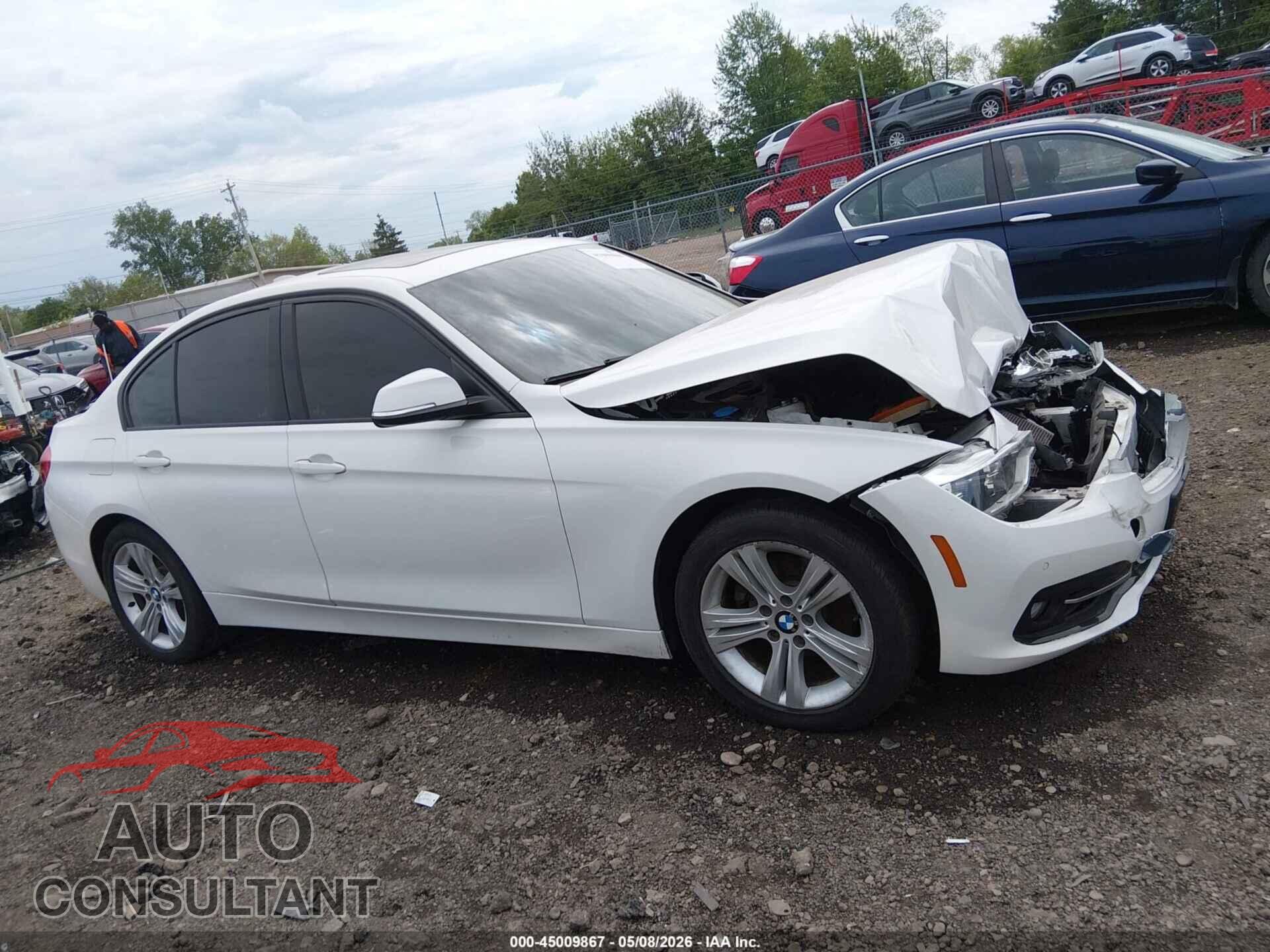 BMW 328I 2016 - WBA8E3G54GNU04484