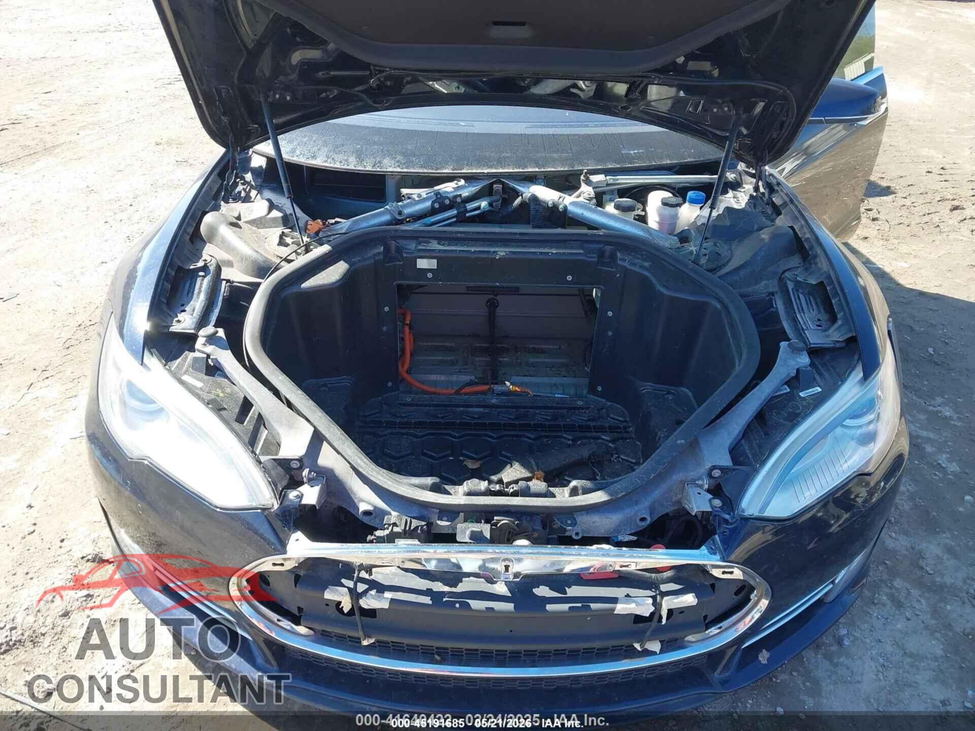 TESLA MODEL S 2013 - 5YJSA1CN0DFP21865