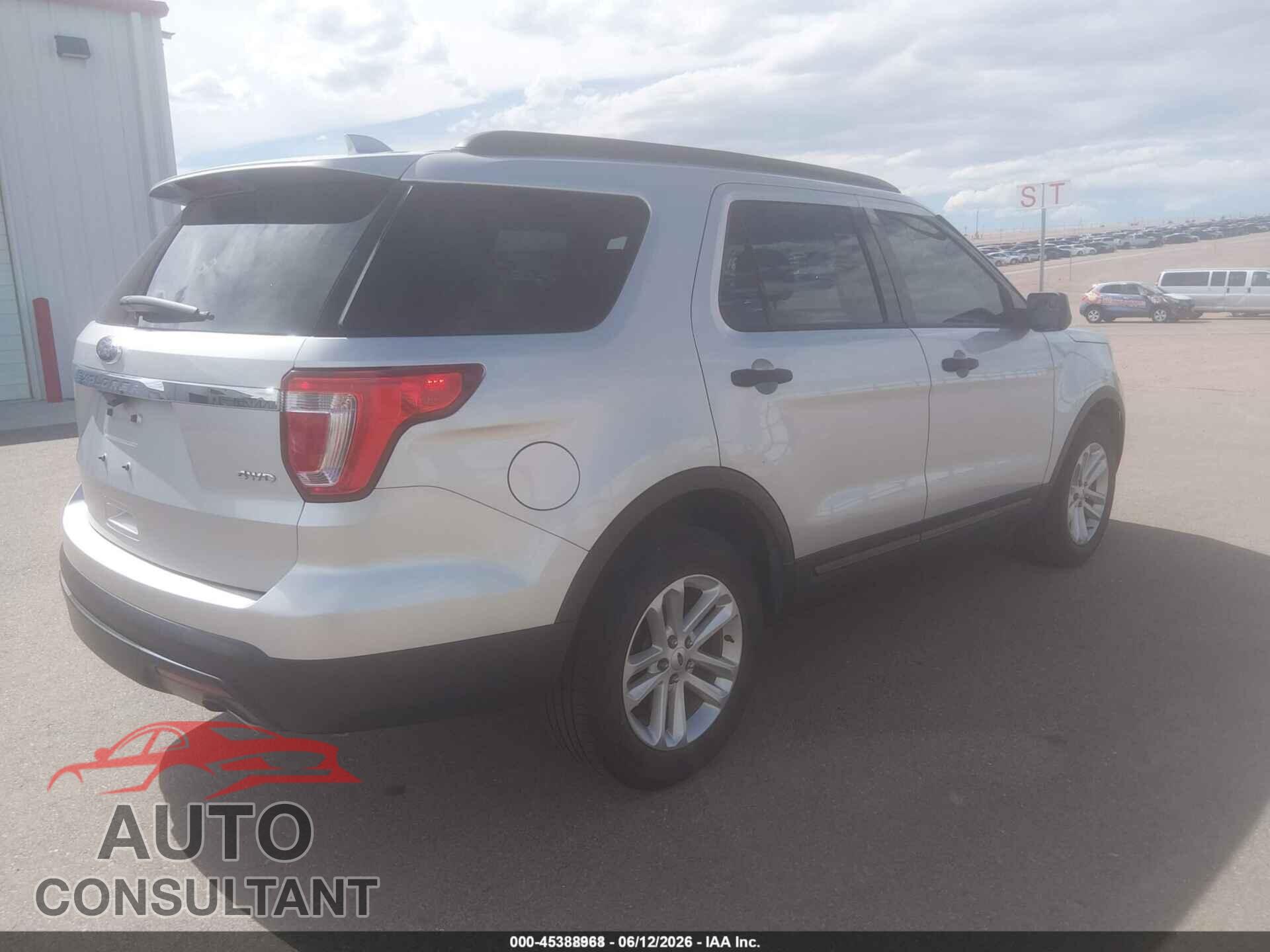 FORD EXPLORER 2017 - 1FM5K8B85HGA18395