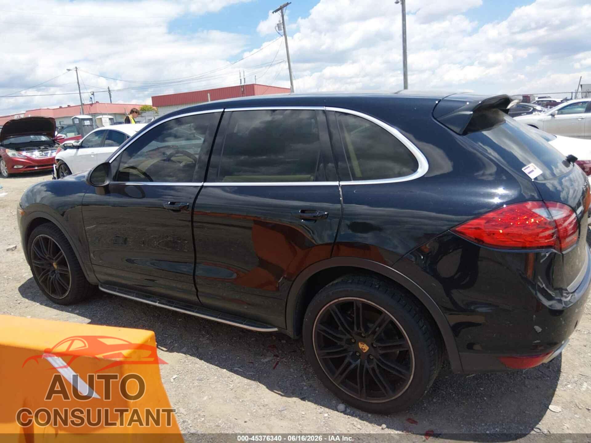 PORSCHE CAYENNE 2012 - WP1AB2A28CLA40337