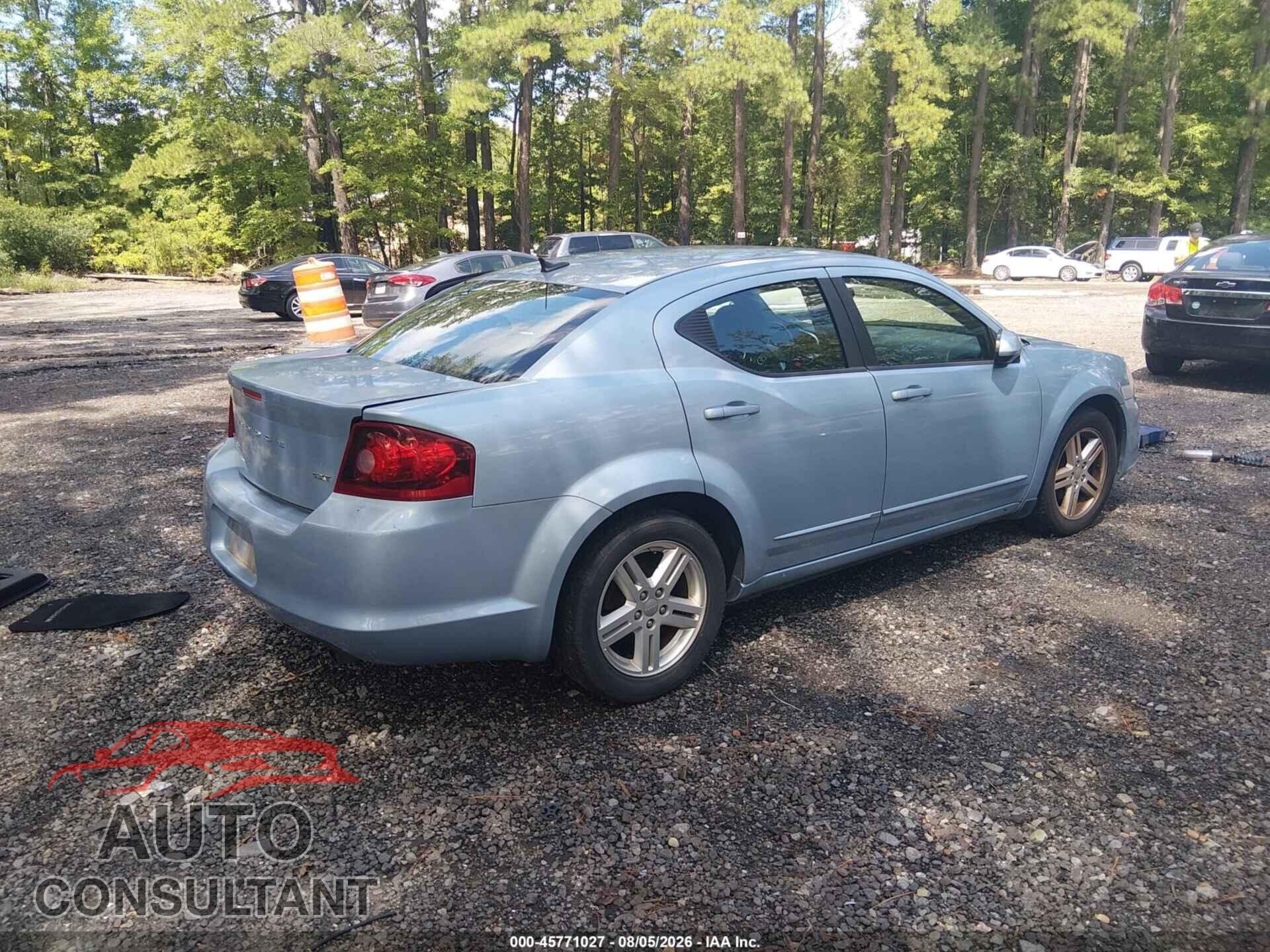DODGE AVENGER 2013 - 1C3CDZCB4DN637019