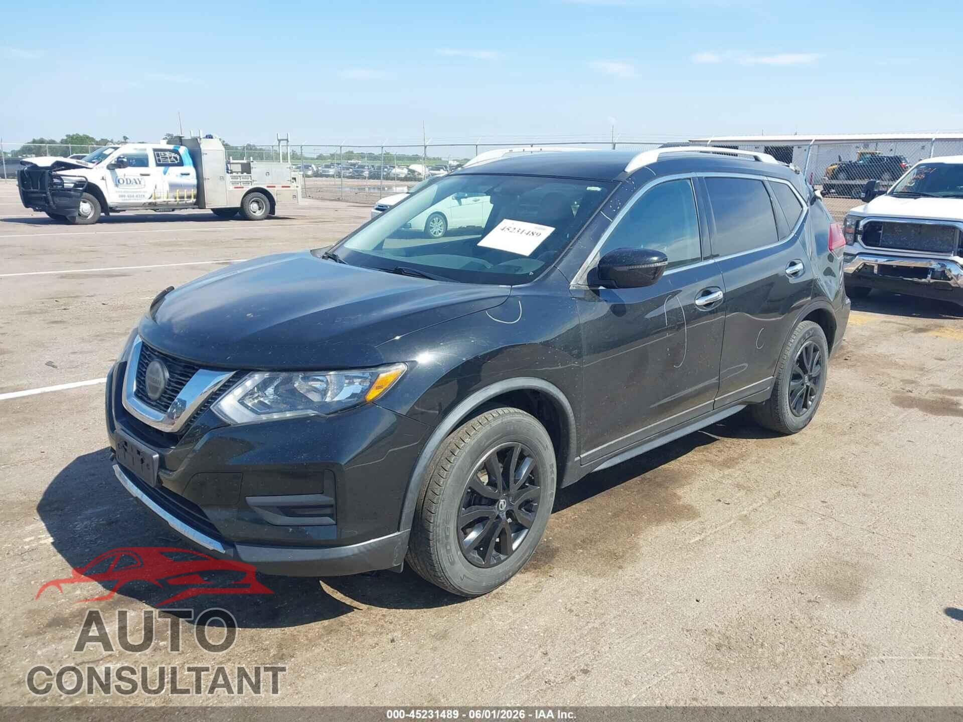 NISSAN ROGUE 2018 - KNMAT2MVXJP562896