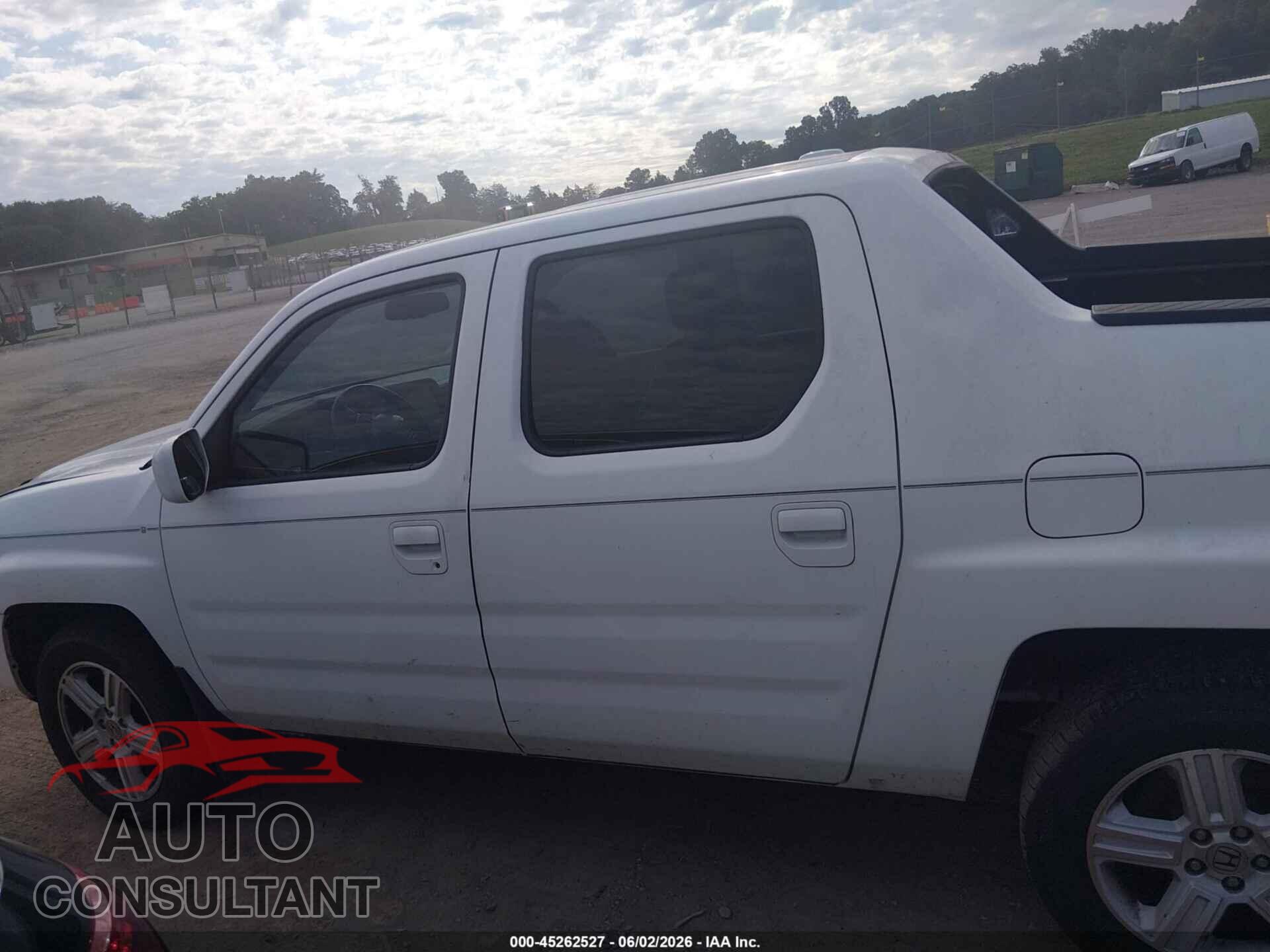 HONDA RIDGELINE 2013 - 5FPYK1F54DB011653