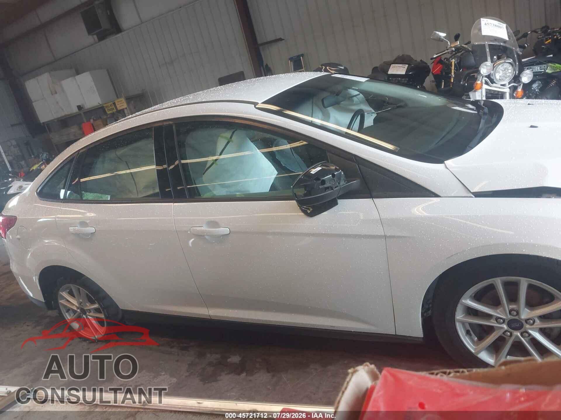 FORD FOCUS 2017 - 1FADP3F22HL335073