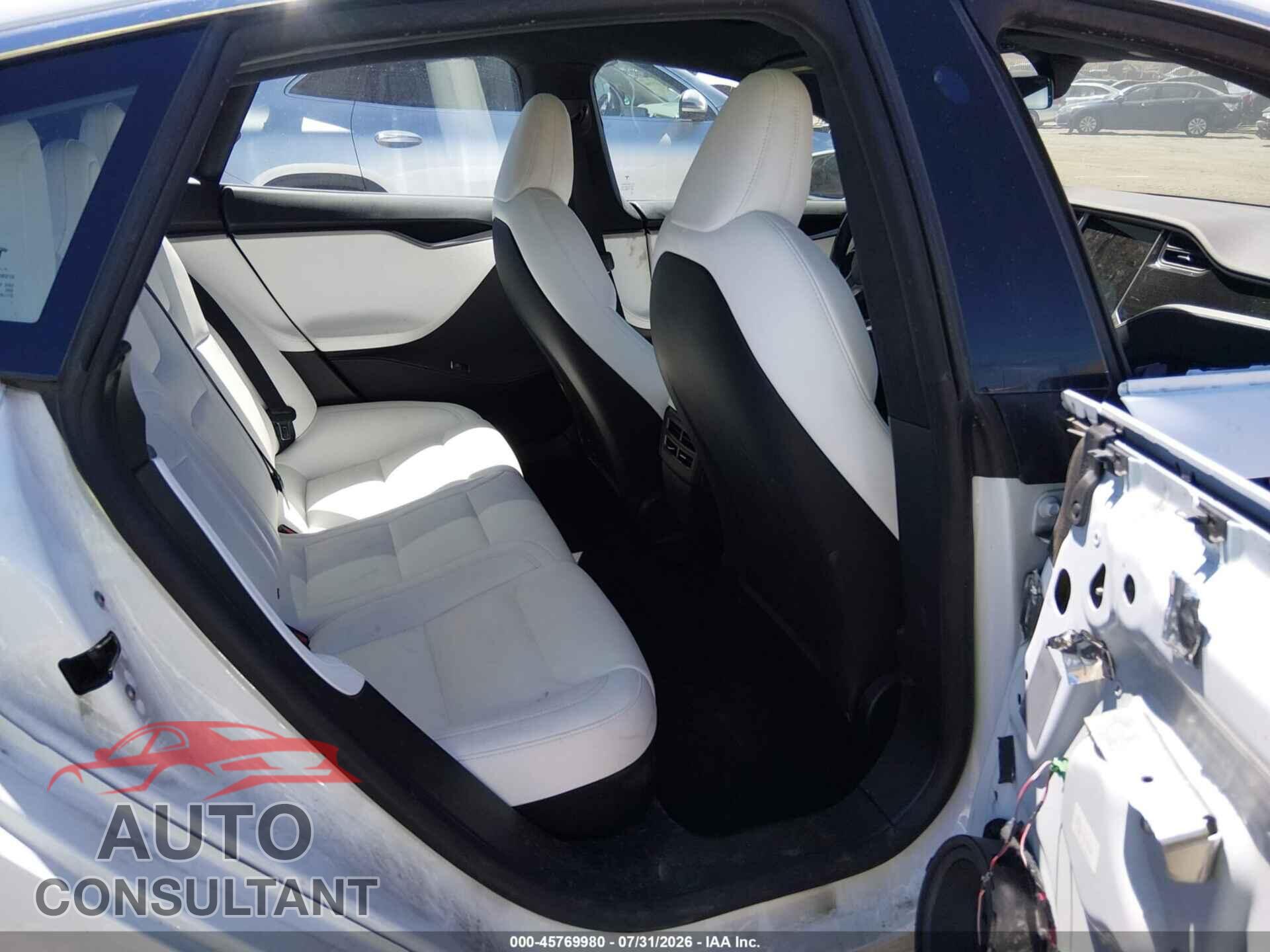 TESLA MODEL S 2020 - 5YJSA1E42LF400655