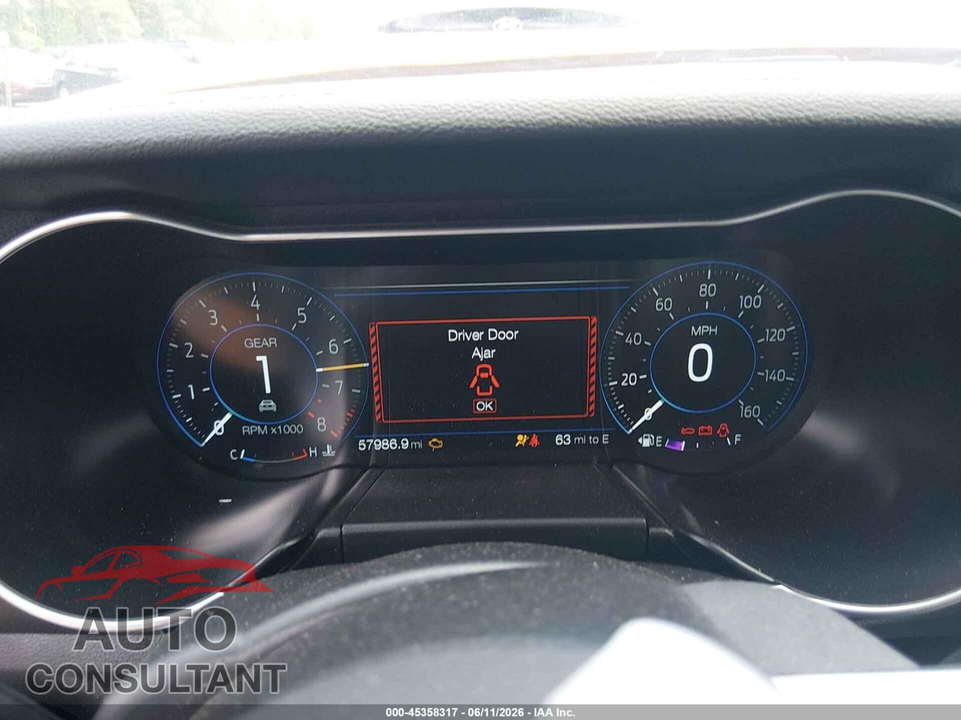 FORD MUSTANG 2019 - 1FA6P8CF4K5156977