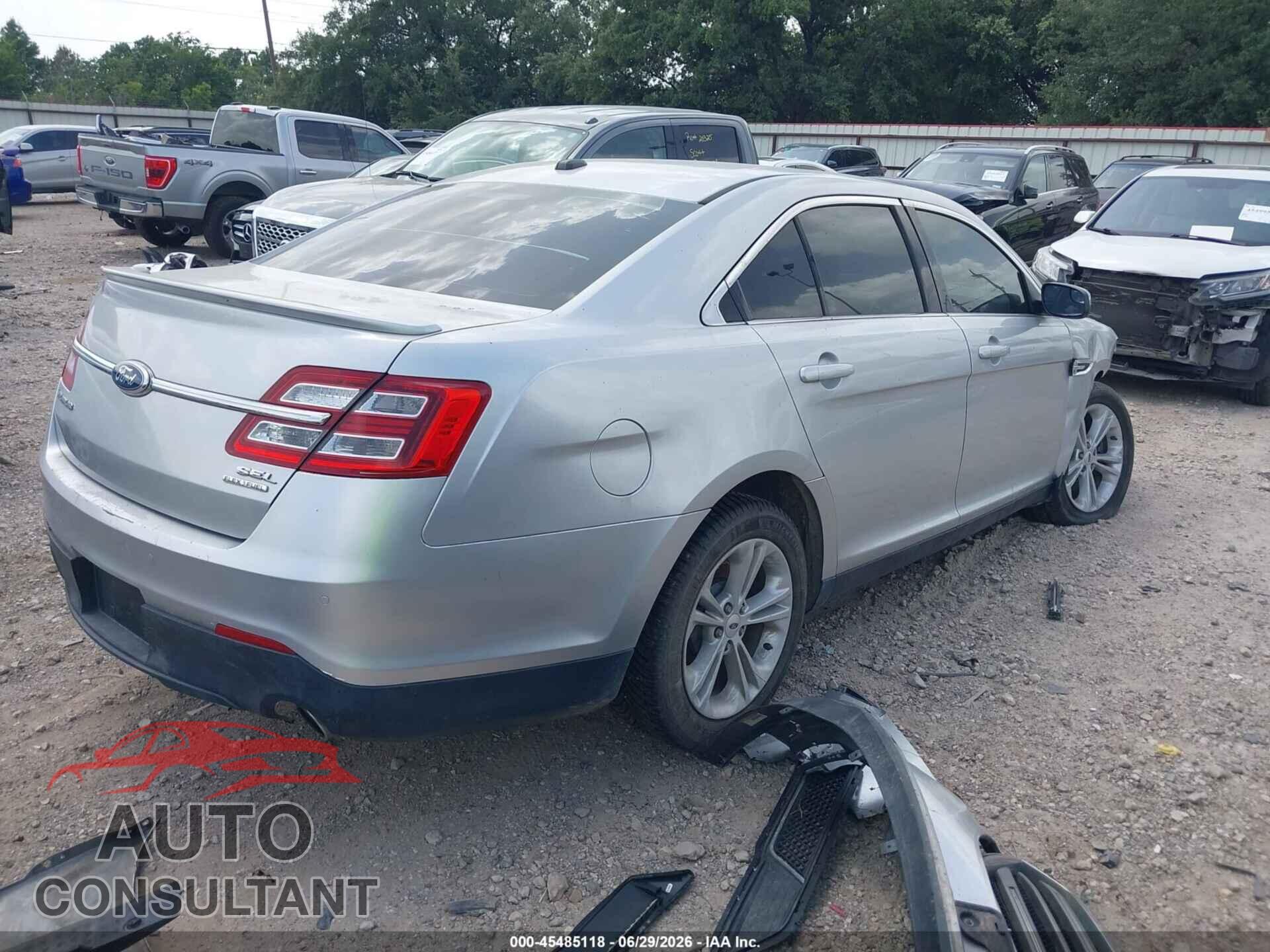 FORD TAURUS 2013 - 1FAHP2E80DG174808