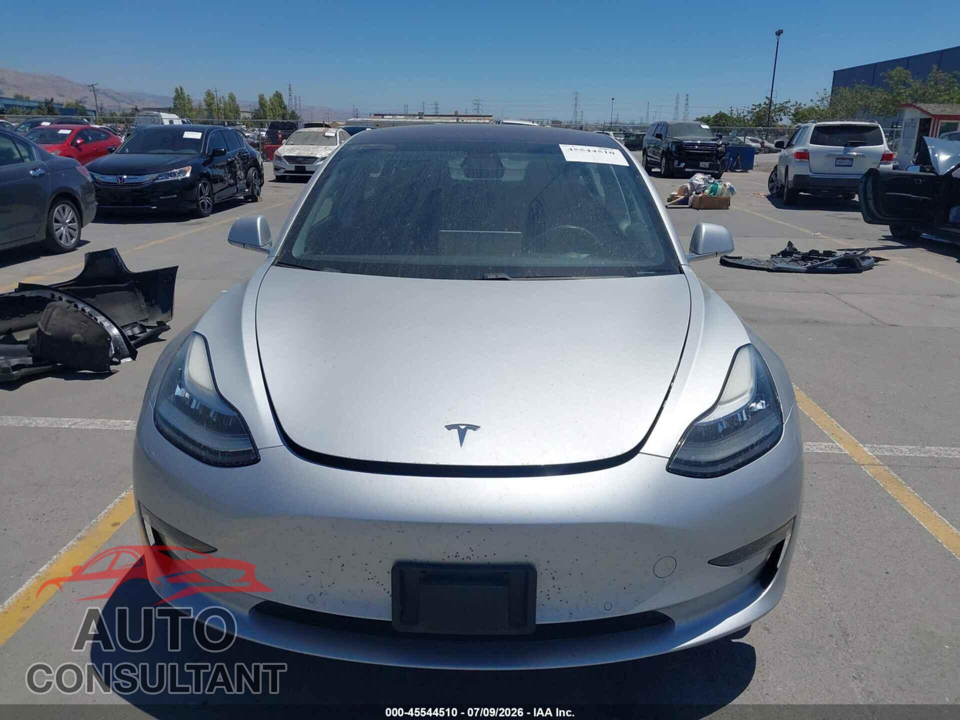 TESLA MODEL 3 2018 - 5YJ3E1EA5JF030653