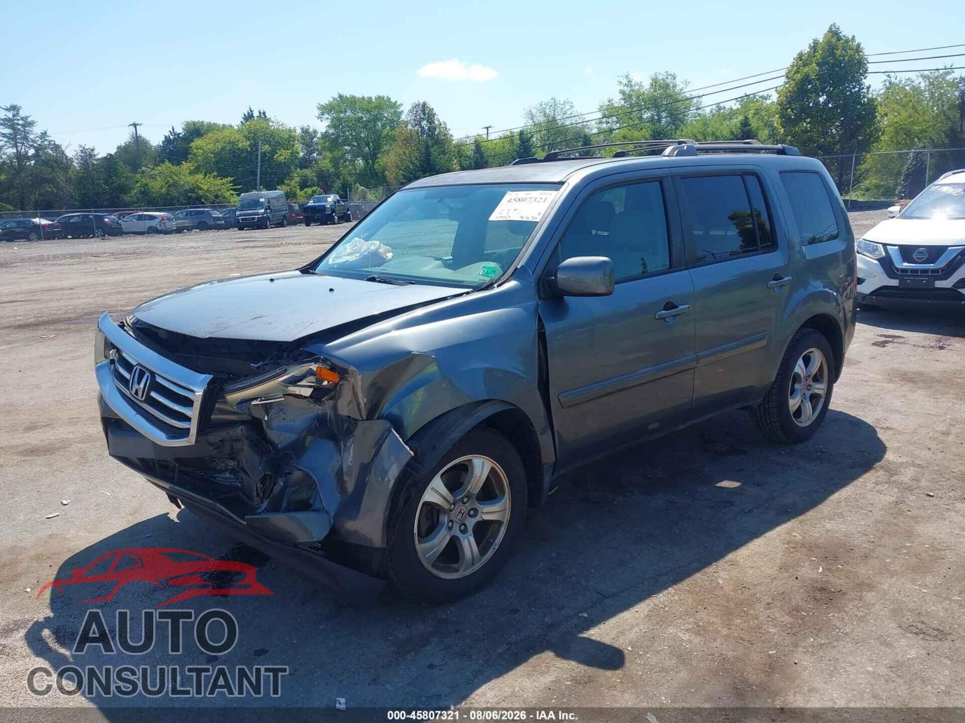 HONDA PILOT 2013 - 5FNYF4H40DB025665