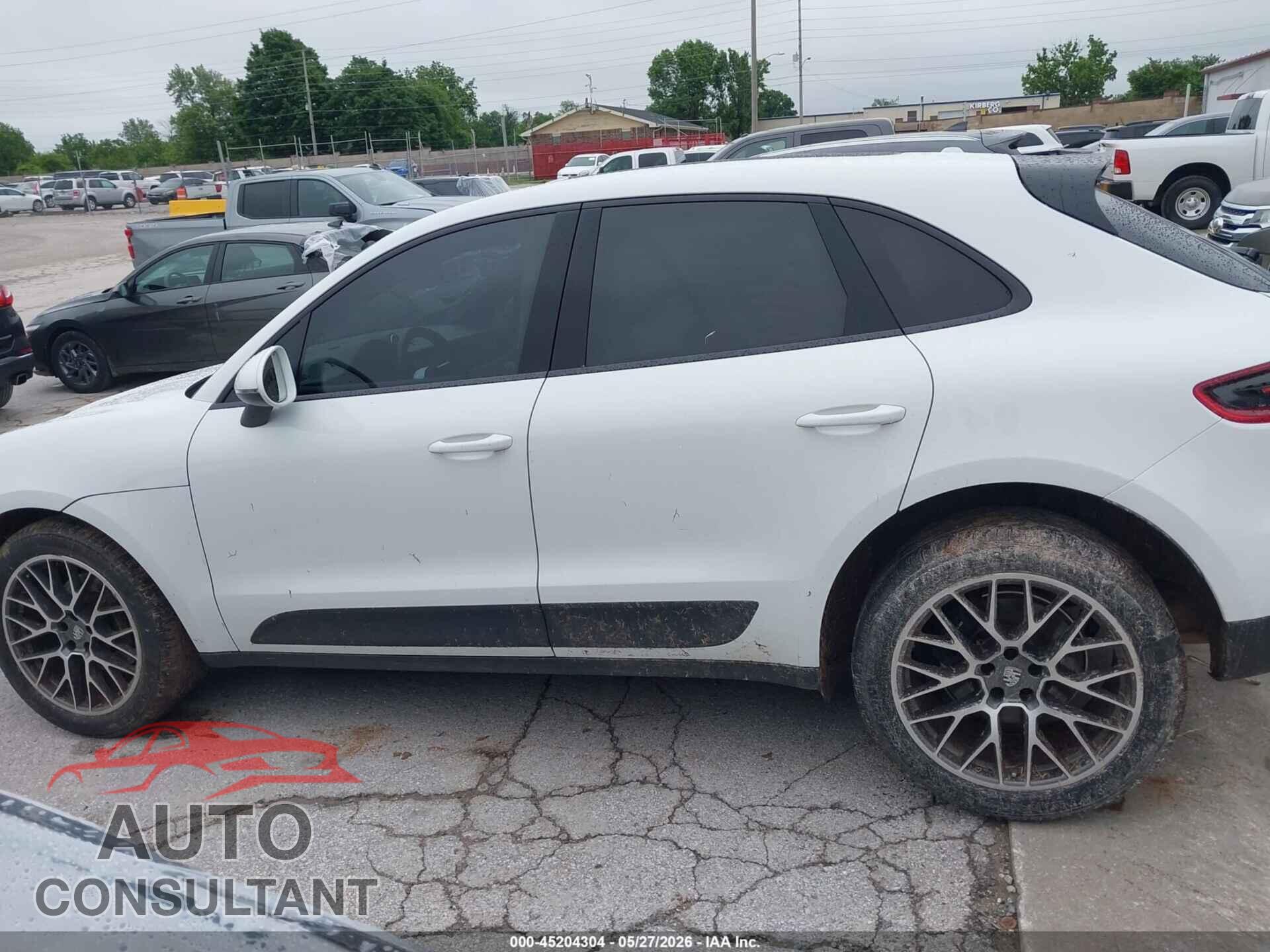 PORSCHE MACAN 2017 - WP1AA2A50HLB00258