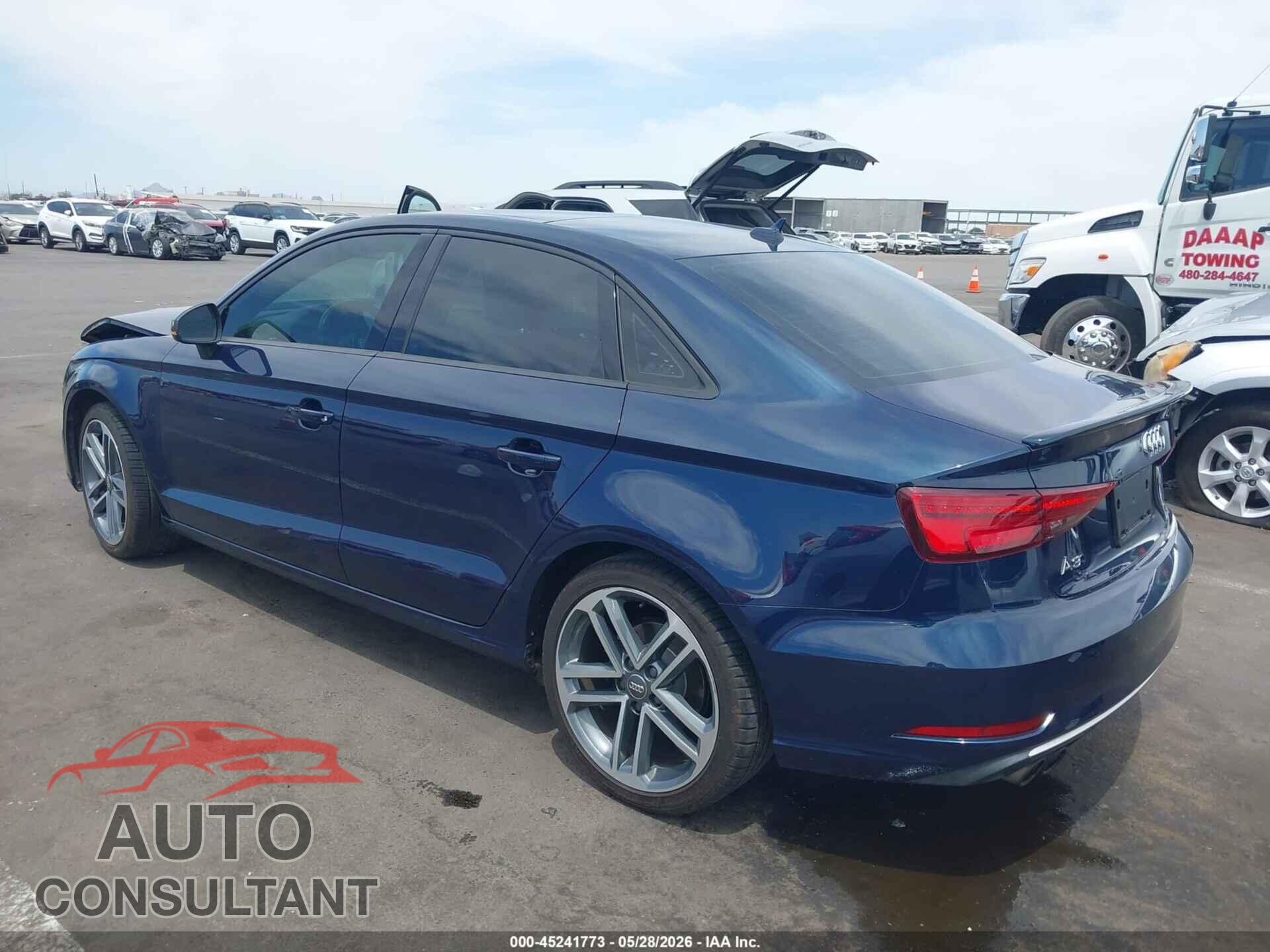 AUDI A3 2017 - WAUAUGFF7H1059157