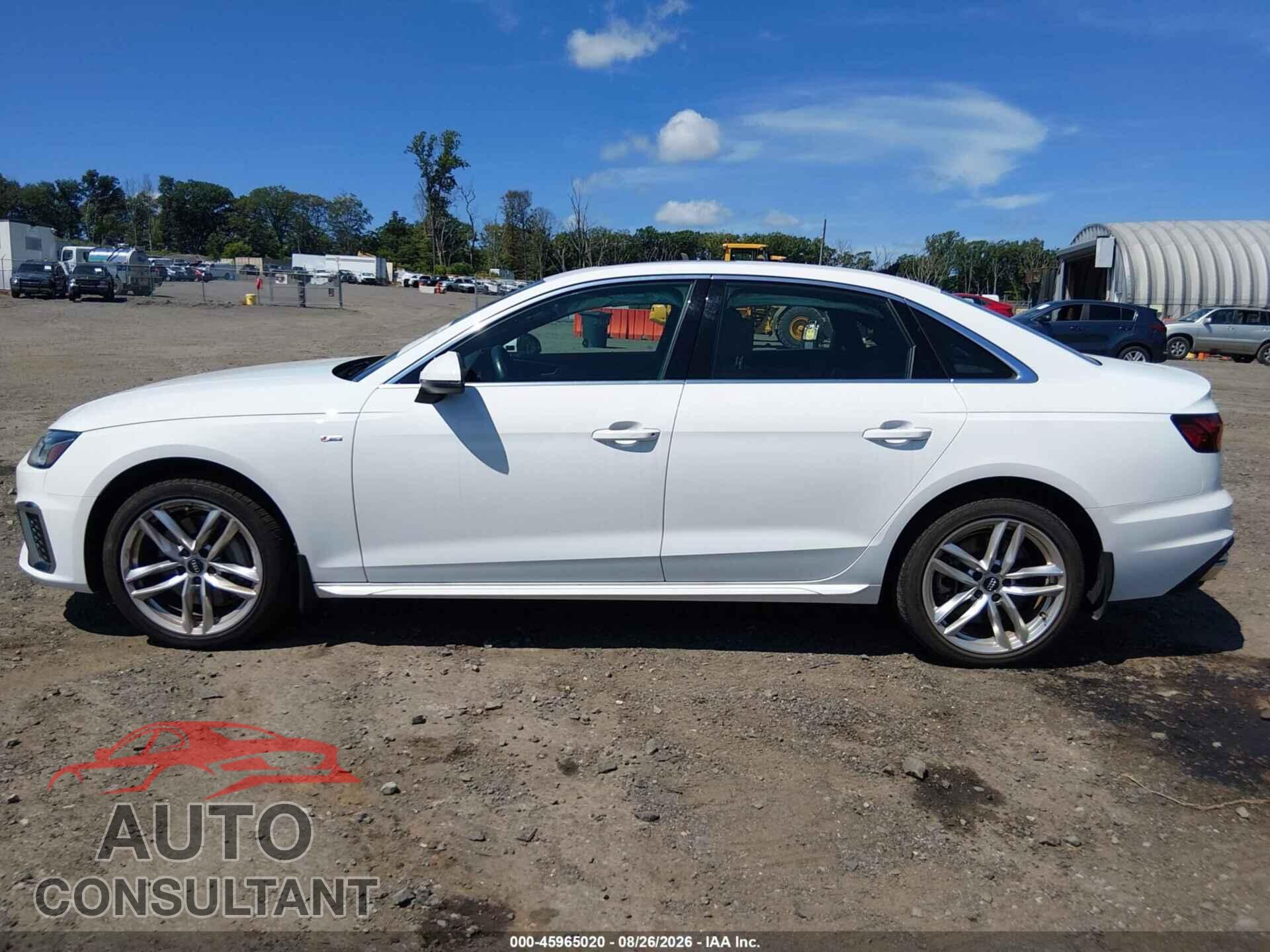 AUDI A4 2021 - WAUDAAF44MA018917