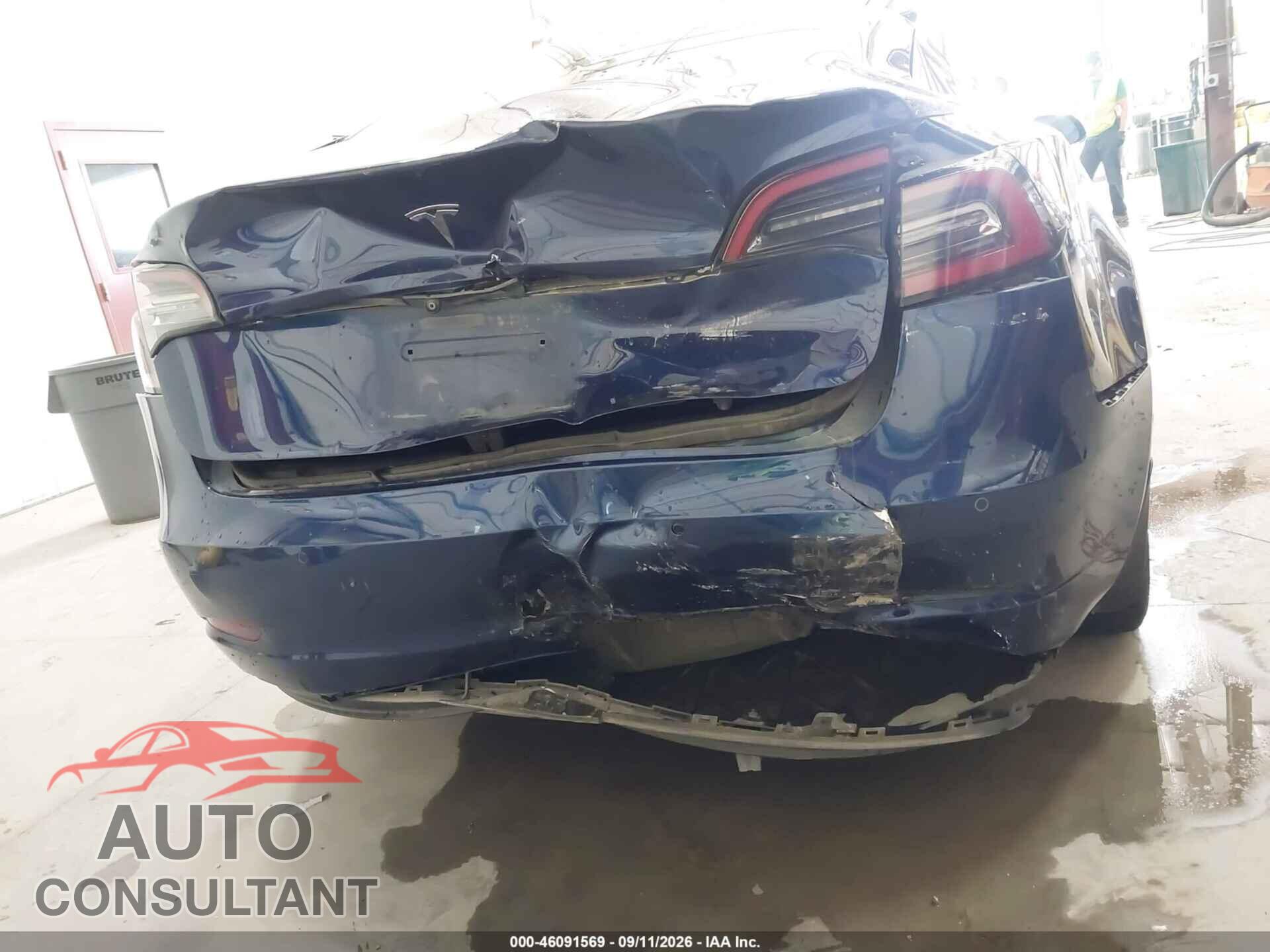 TESLA MODEL 3 2019 - 5YJ3E1EA2KF302559