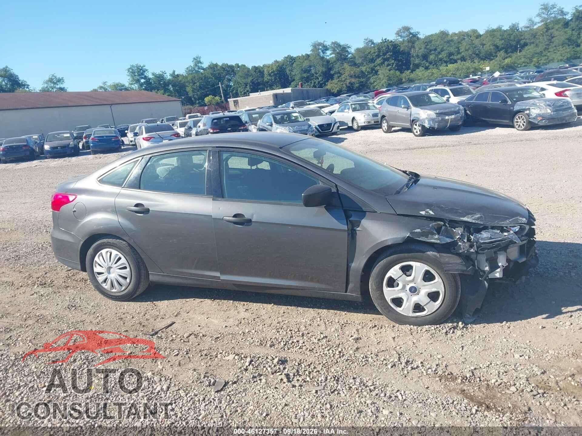 FORD FOCUS 2018 - 1FADP3E20JL237702