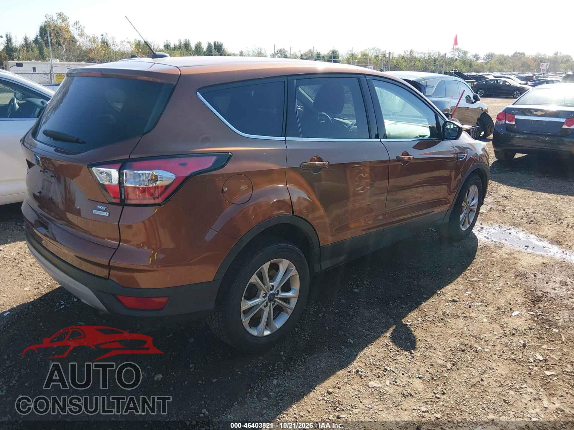 FORD ESCAPE 2017 - 1FMCU0GD2HUC75251
