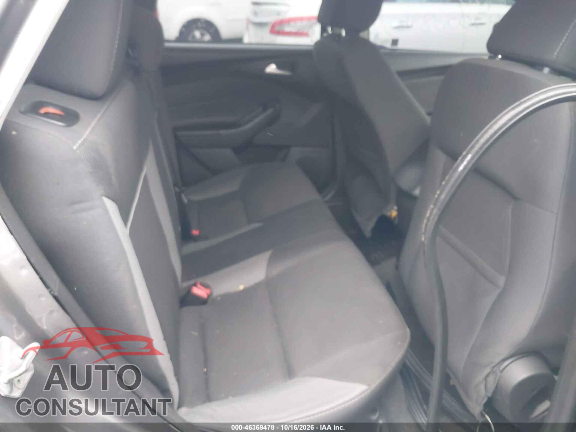 FORD FOCUS 2013 - 1FADP3F26DL370175