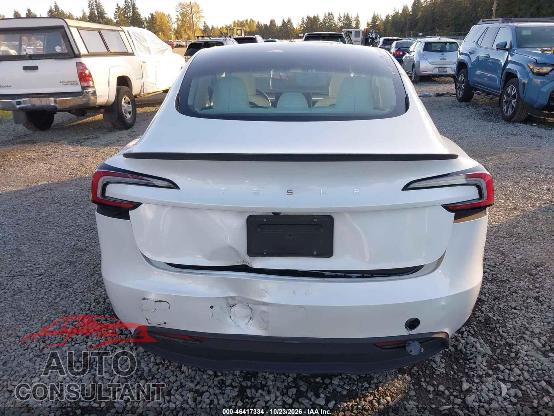 TESLA MODEL 3 2024 - 5YJ3E1EA4RF869317
