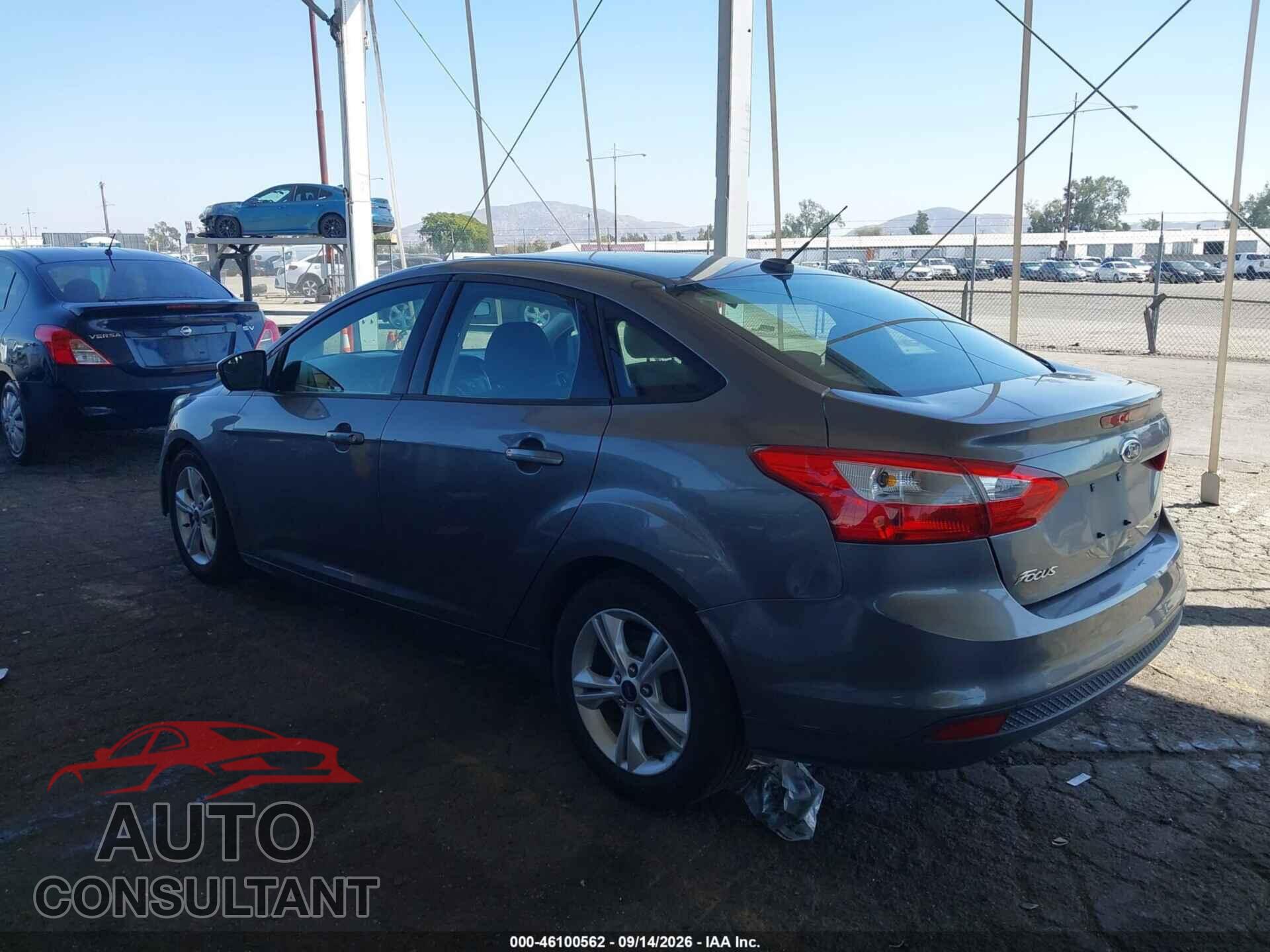 FORD FOCUS 2014 - 1FADP3F27EL432720