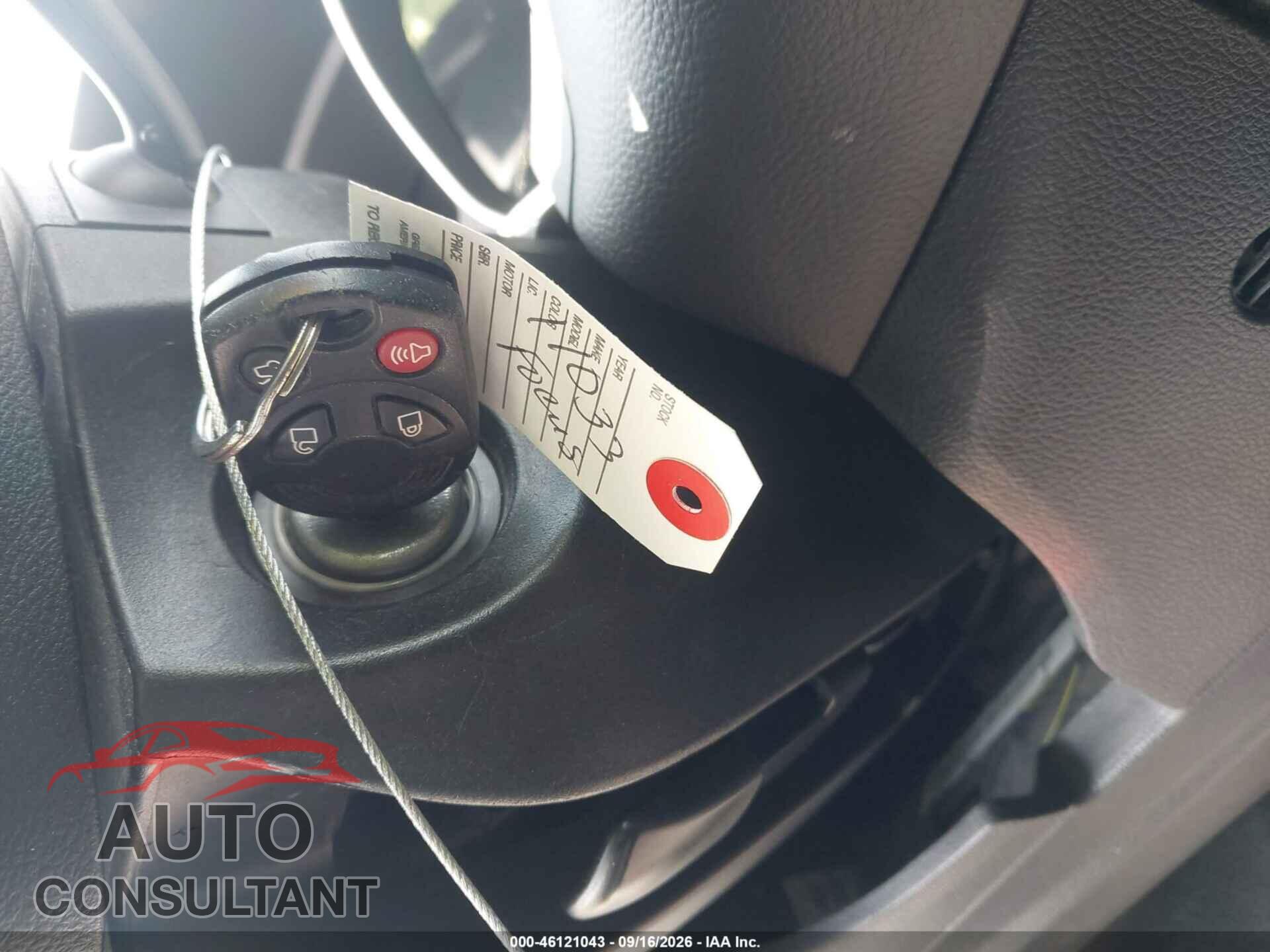 FORD FOCUS 2017 - 1FADP3F29HL328587
