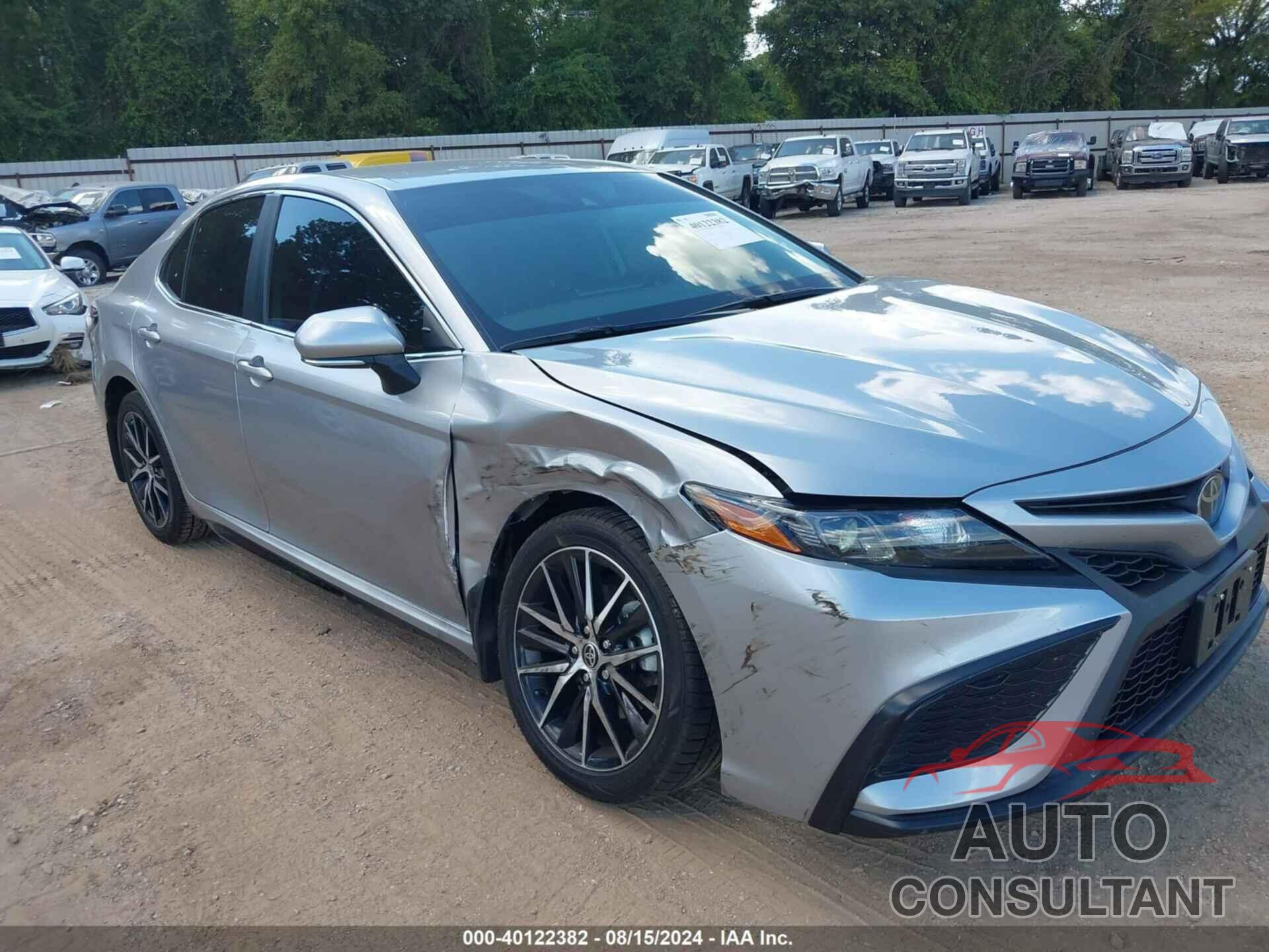 TOYOTA CAMRY 2022 - 4T1G11AK5NU639732