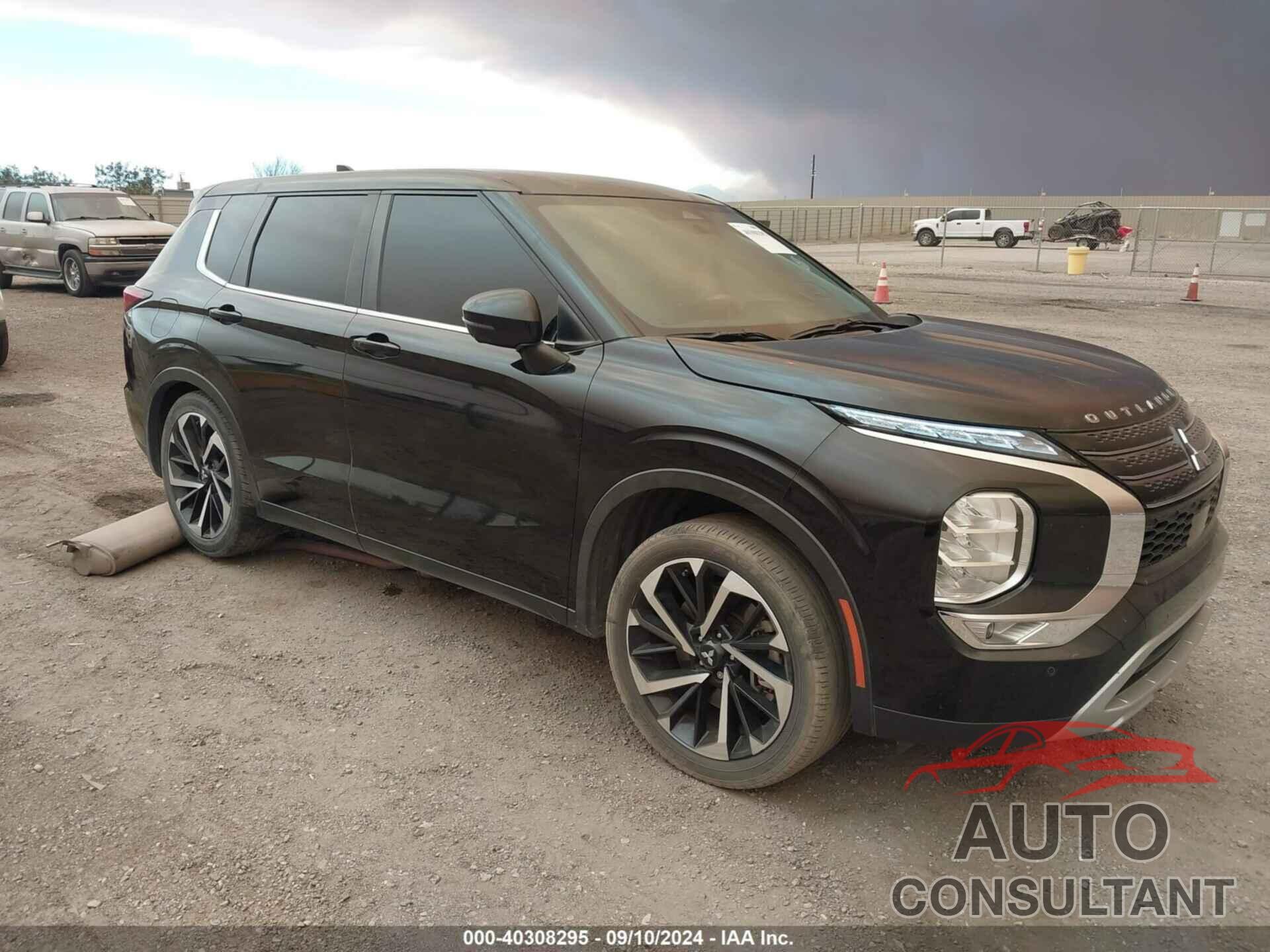 MITSUBISHI OUTLANDER 2022 - JA4J3UA84NZ021809