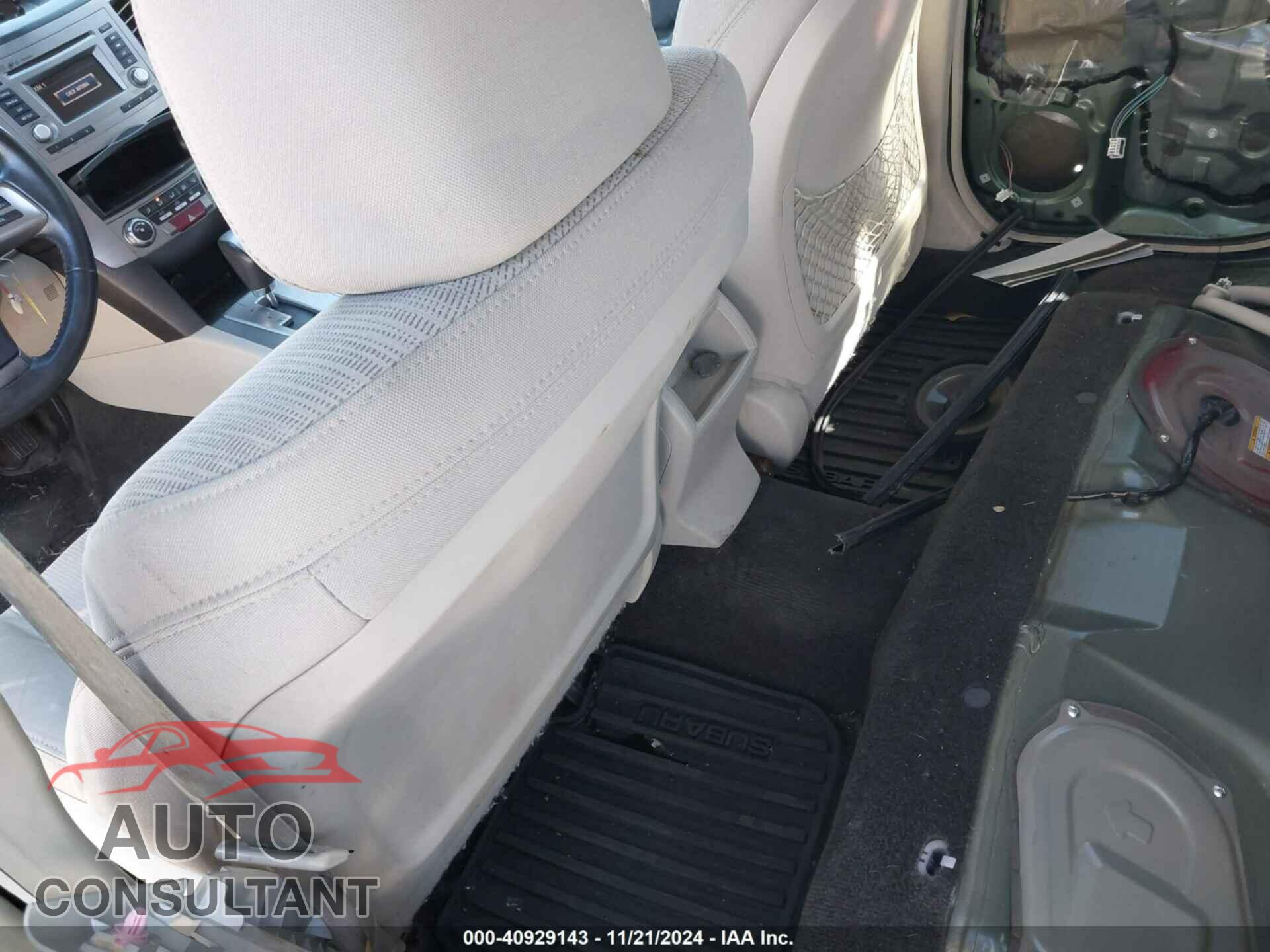 SUBARU OUTBACK 2014 - 4S4BRBCC2E3204834