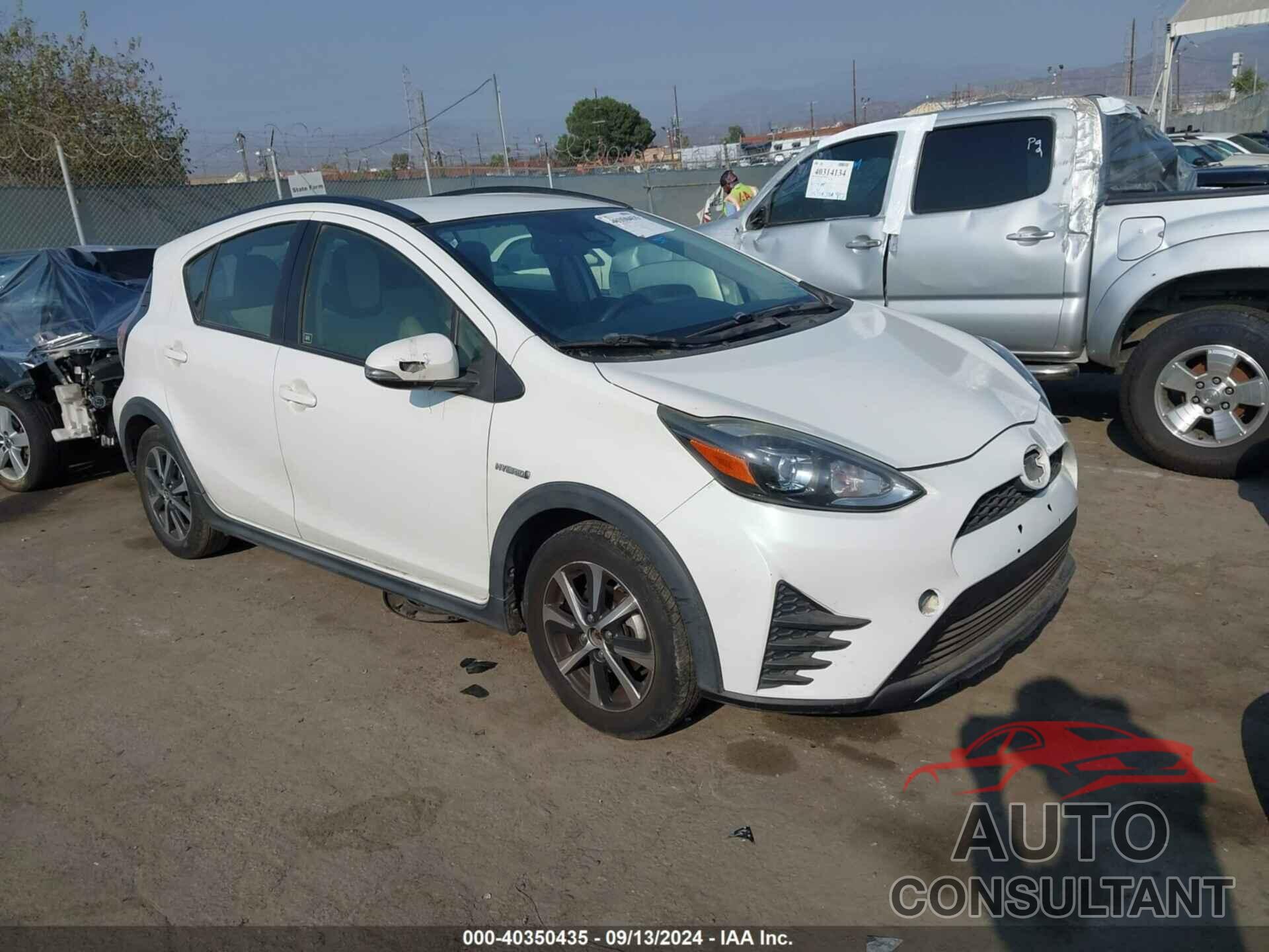 TOYOTA PRIUS C 2018 - JTDKDTB3XJ1605371
