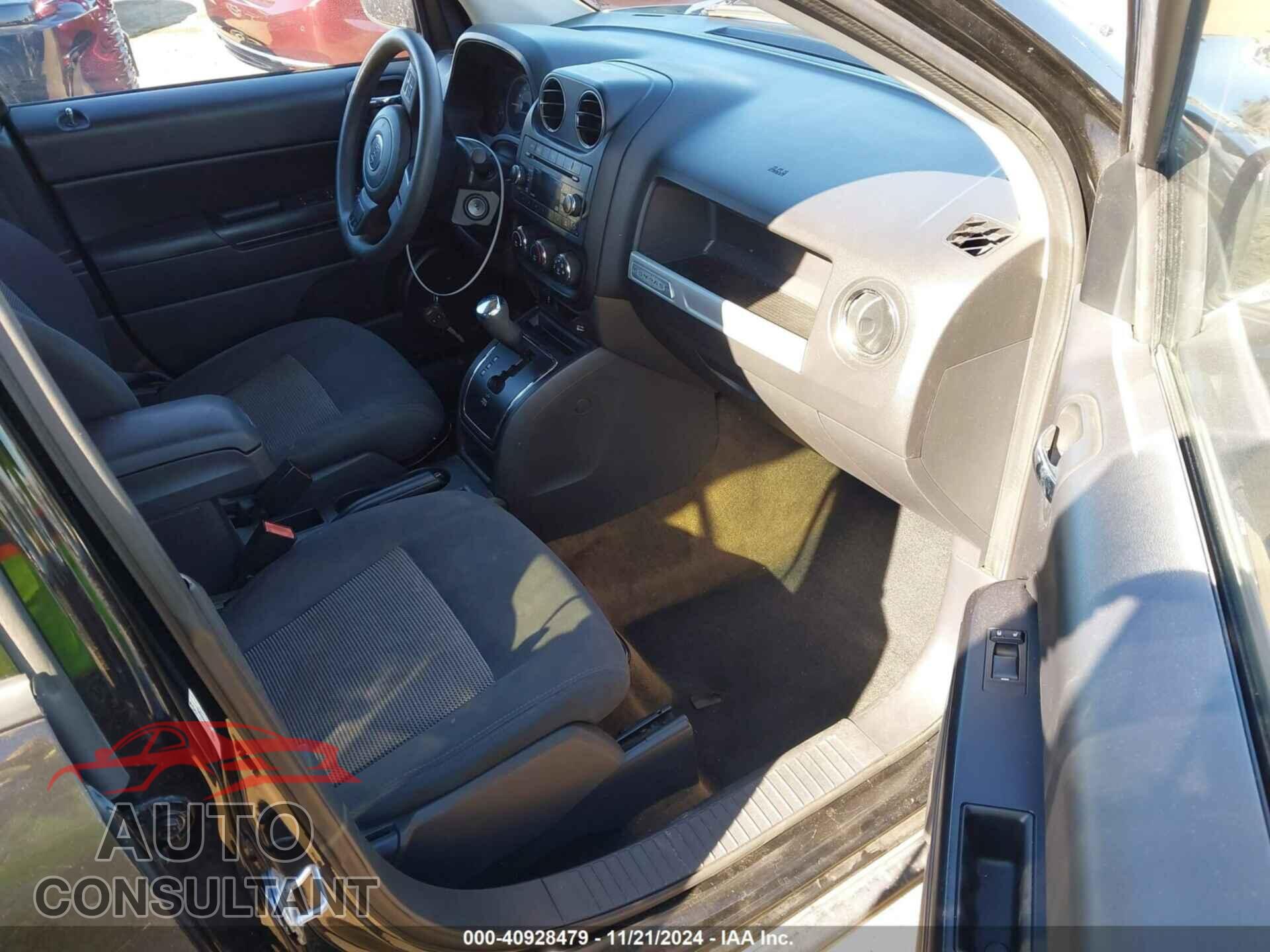 JEEP COMPASS 2017 - 1C4NJCBA7HD124006