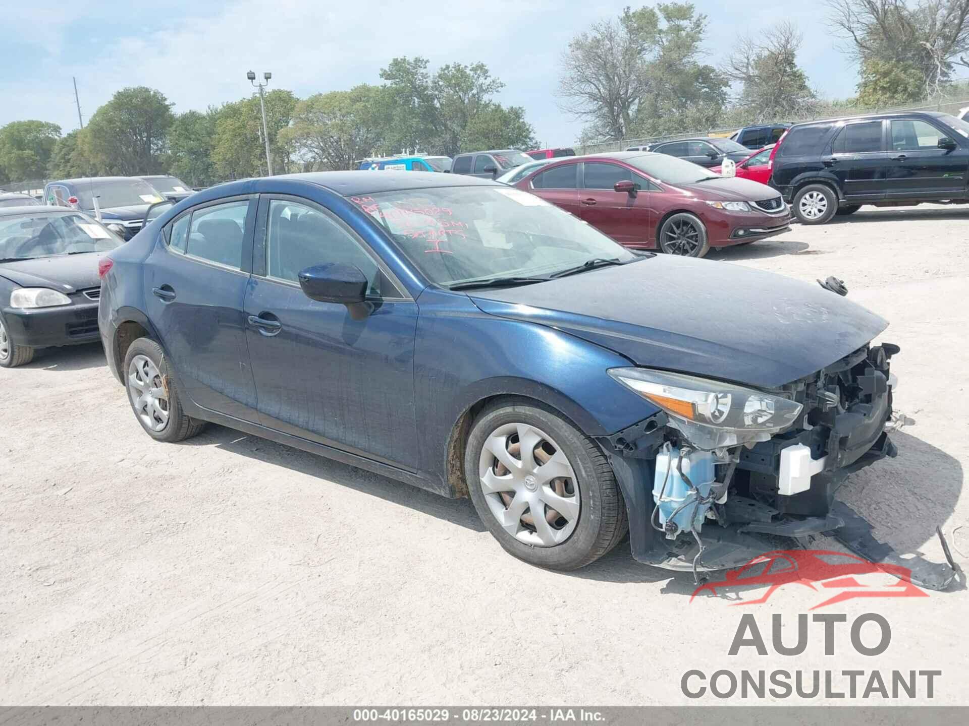 MAZDA MAZDA3 2017 - JM1BN1U78H1101784