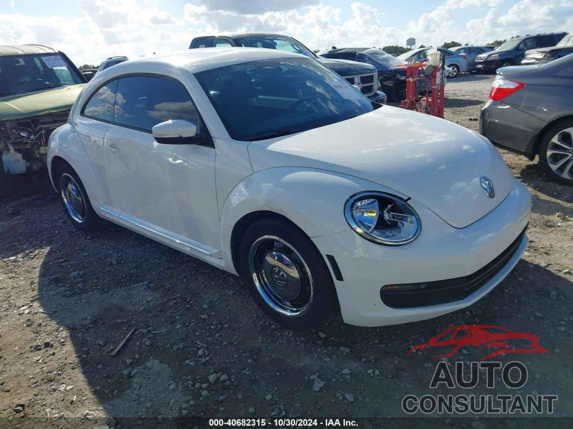 VOLKSWAGEN BEETLE 2012 - 3VWJX7AT2CM659729