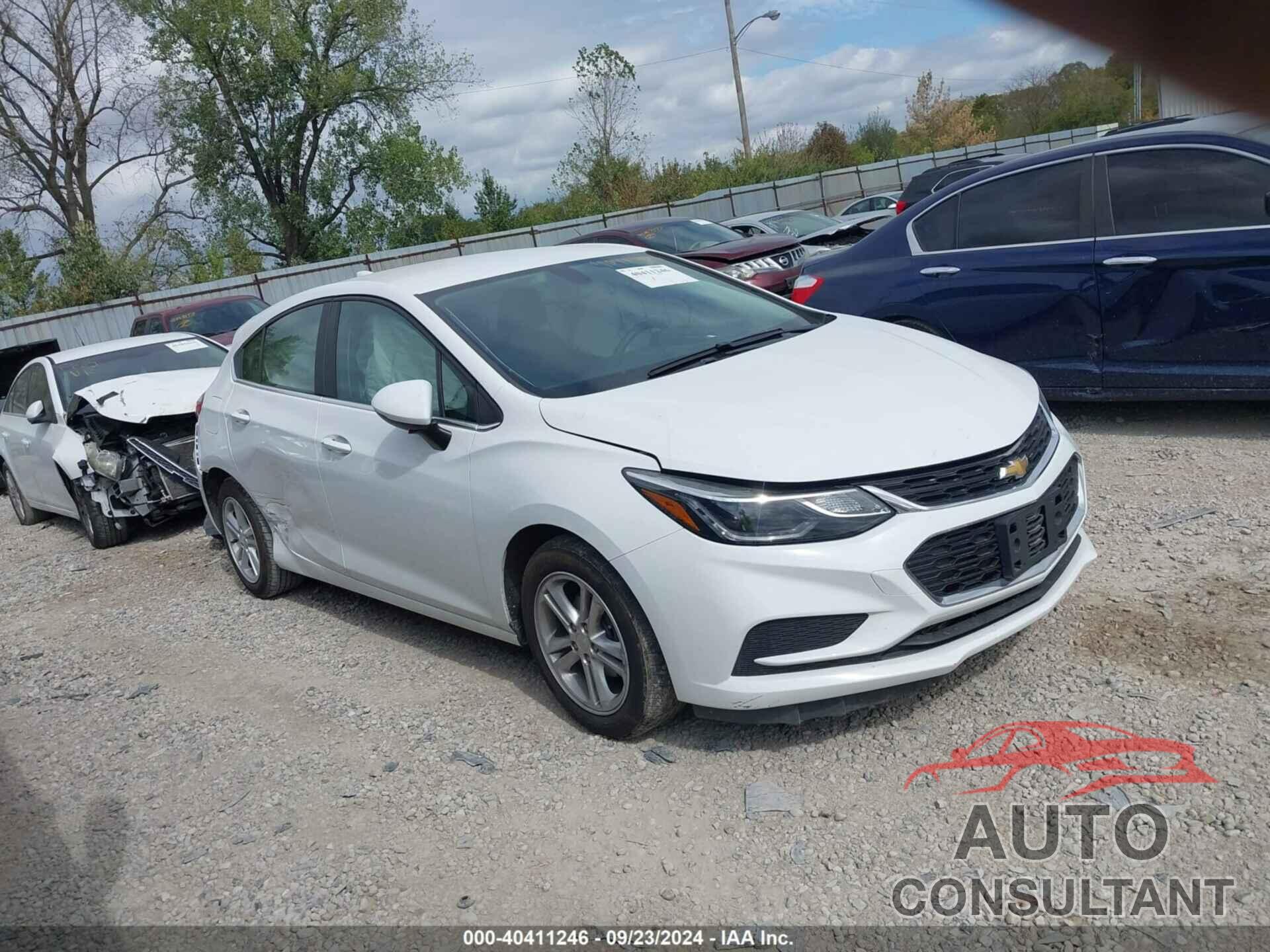 CHEVROLET CRUZE 2018 - 3G1BE6SM5JS643413