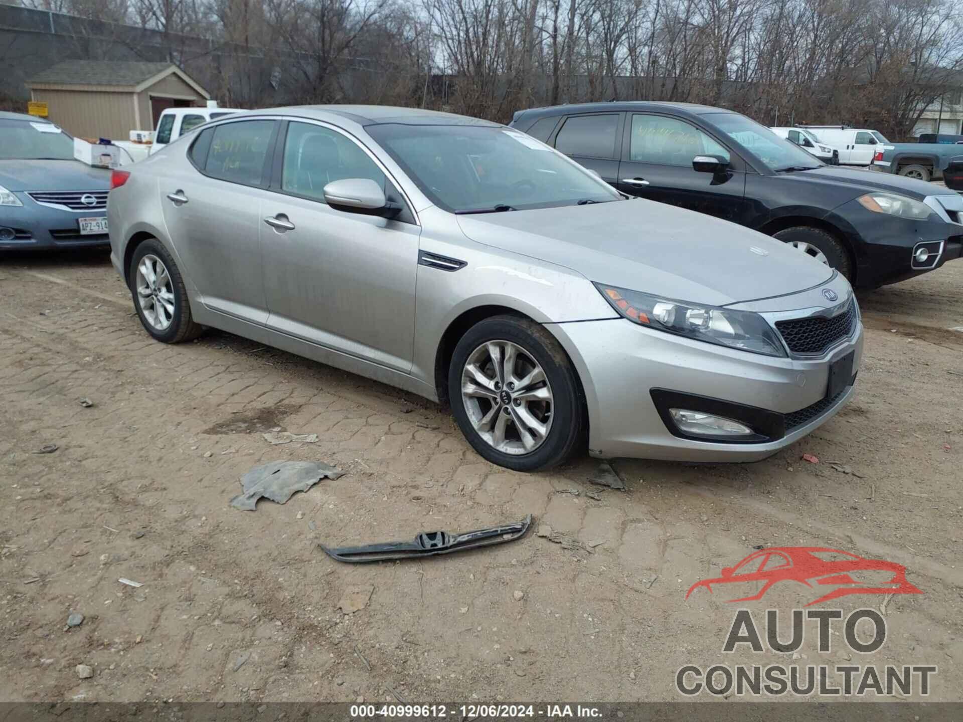 KIA OPTIMA 2011 - KNAGN4A77B5094447