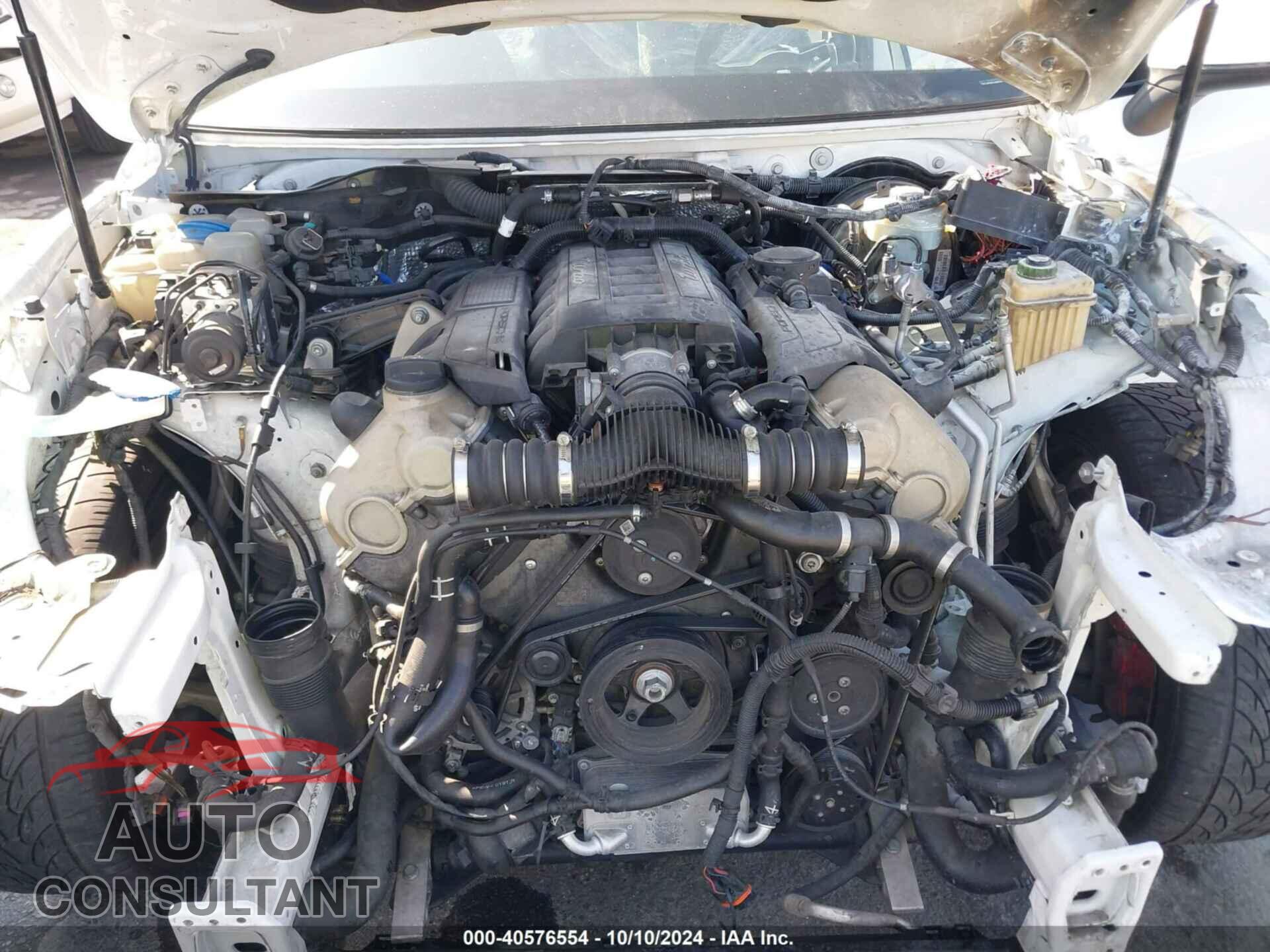 PORSCHE CAYENNE 2016 - WP1AC2A28GLA88150