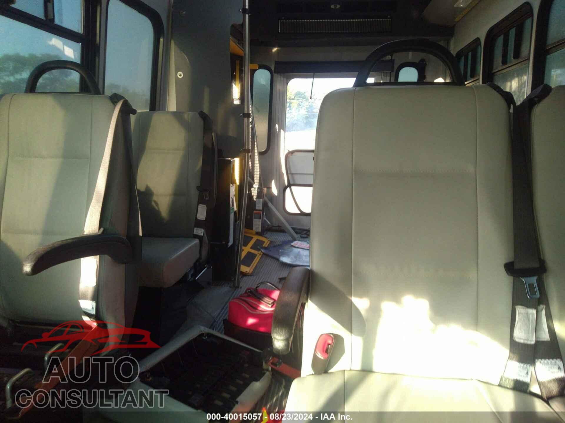 FORD E-350 CUTAWAY 2017 - 1FDEE3FS8HDC12758