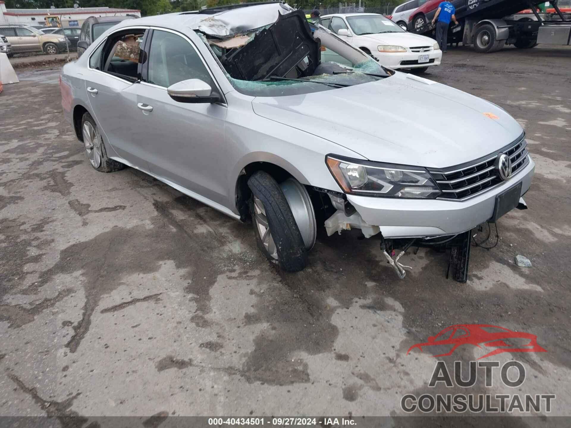 VOLKSWAGEN PASSAT 2018 - 1VWBA7A37JC005295