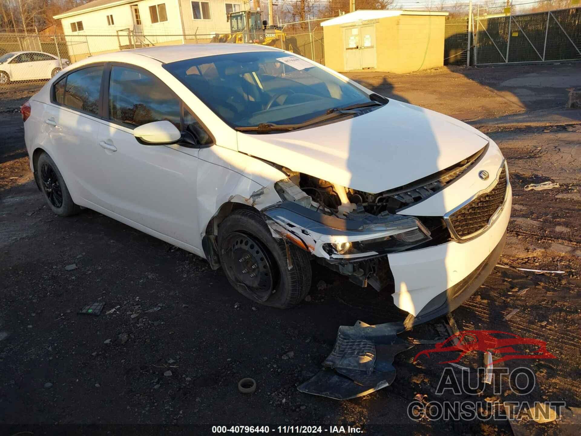 KIA FORTE 2018 - 3KPFK4A75JE281549