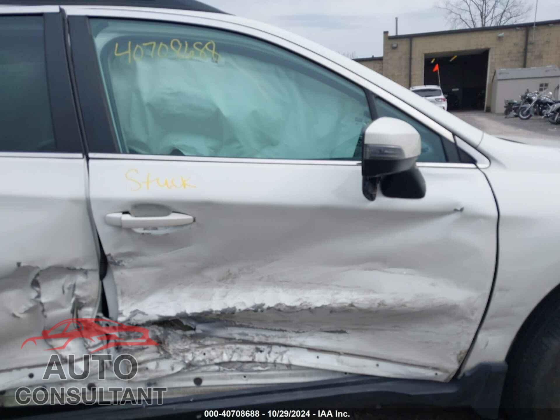 SUBARU OUTBACK 2017 - 4S4BSAFC8H3240543