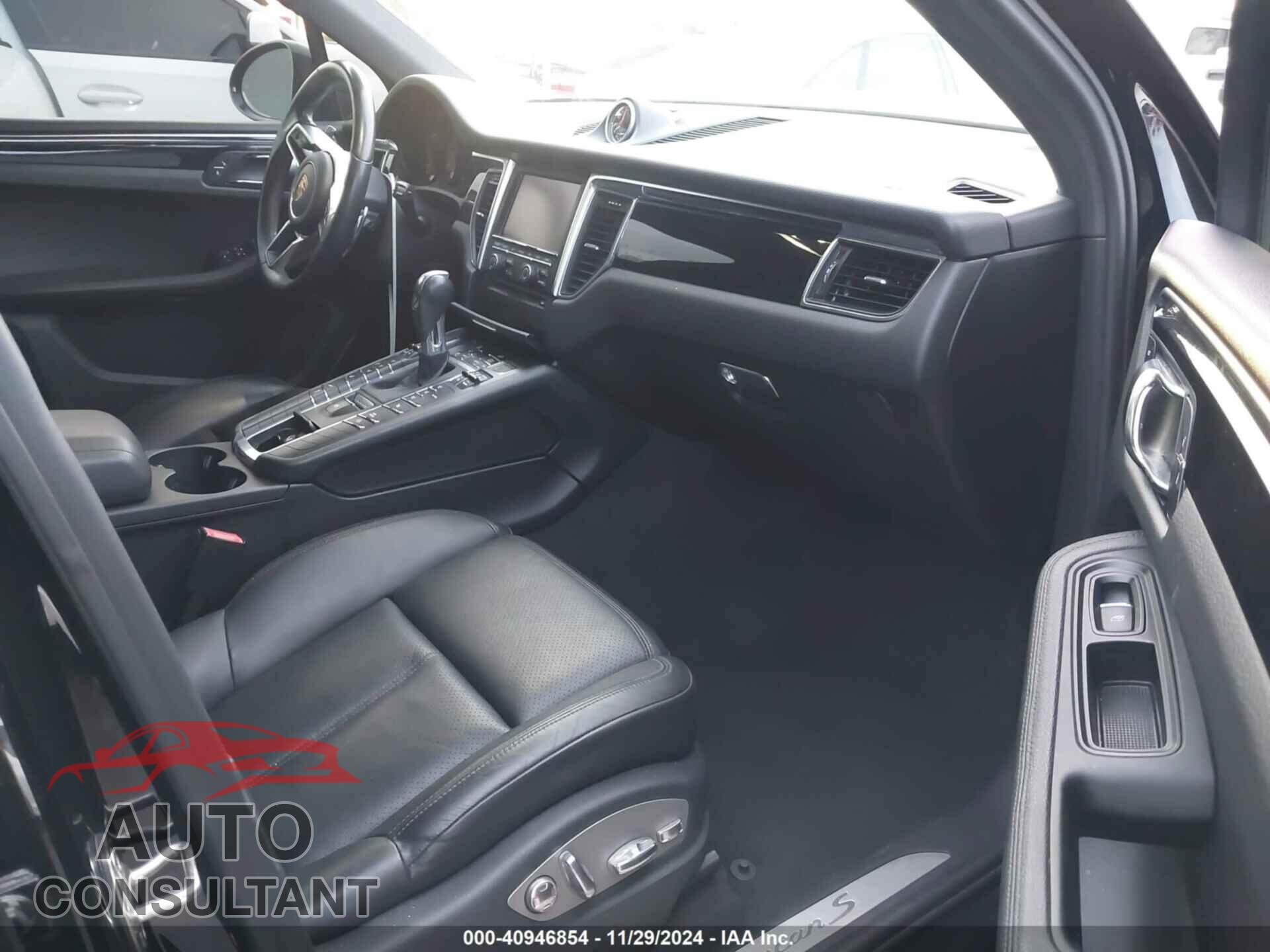 PORSCHE MACAN 2016 - WP1AB2A57GLB42809