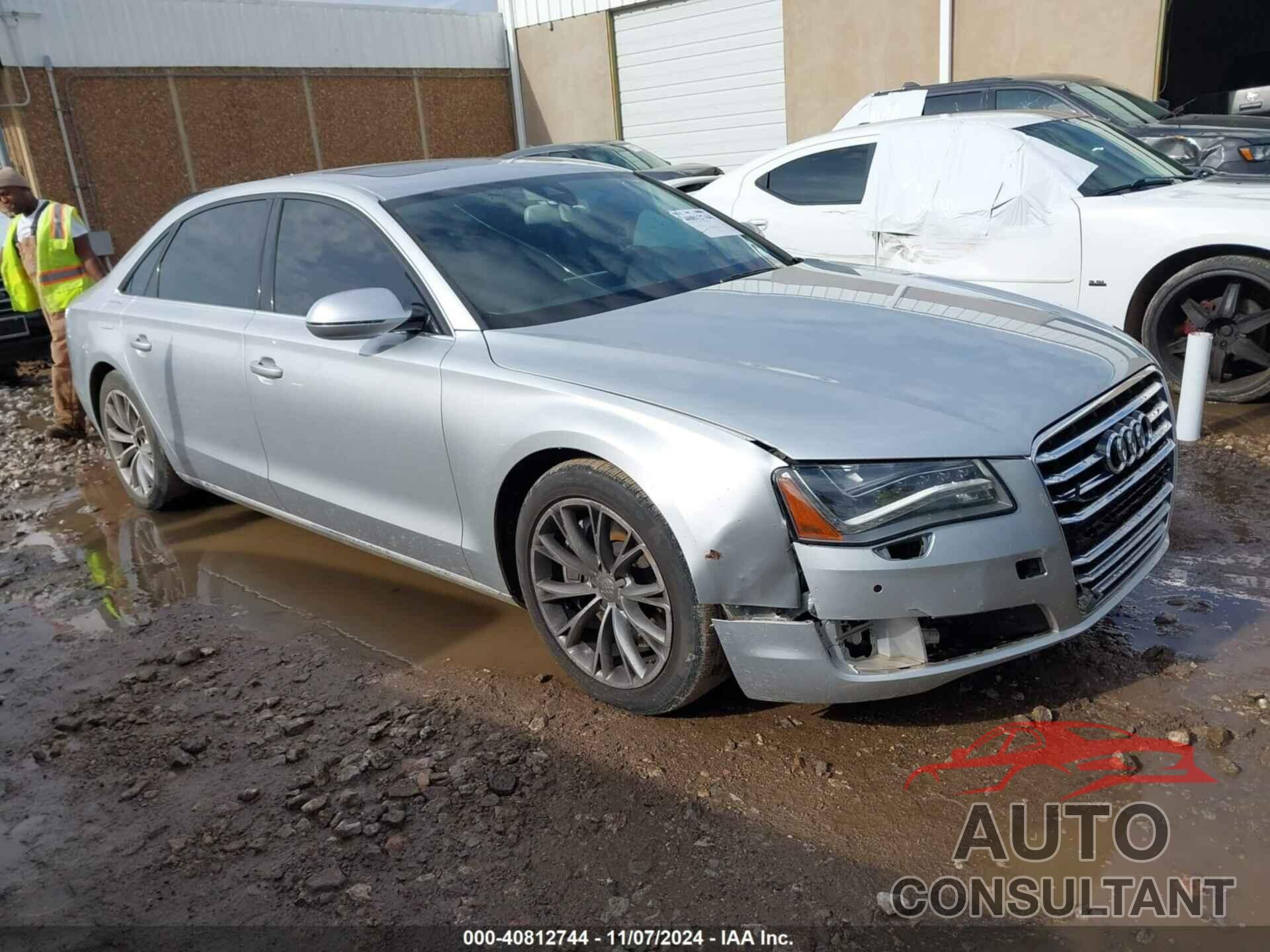 AUDI A8 L 2012 - WAURVAFD5CN028972