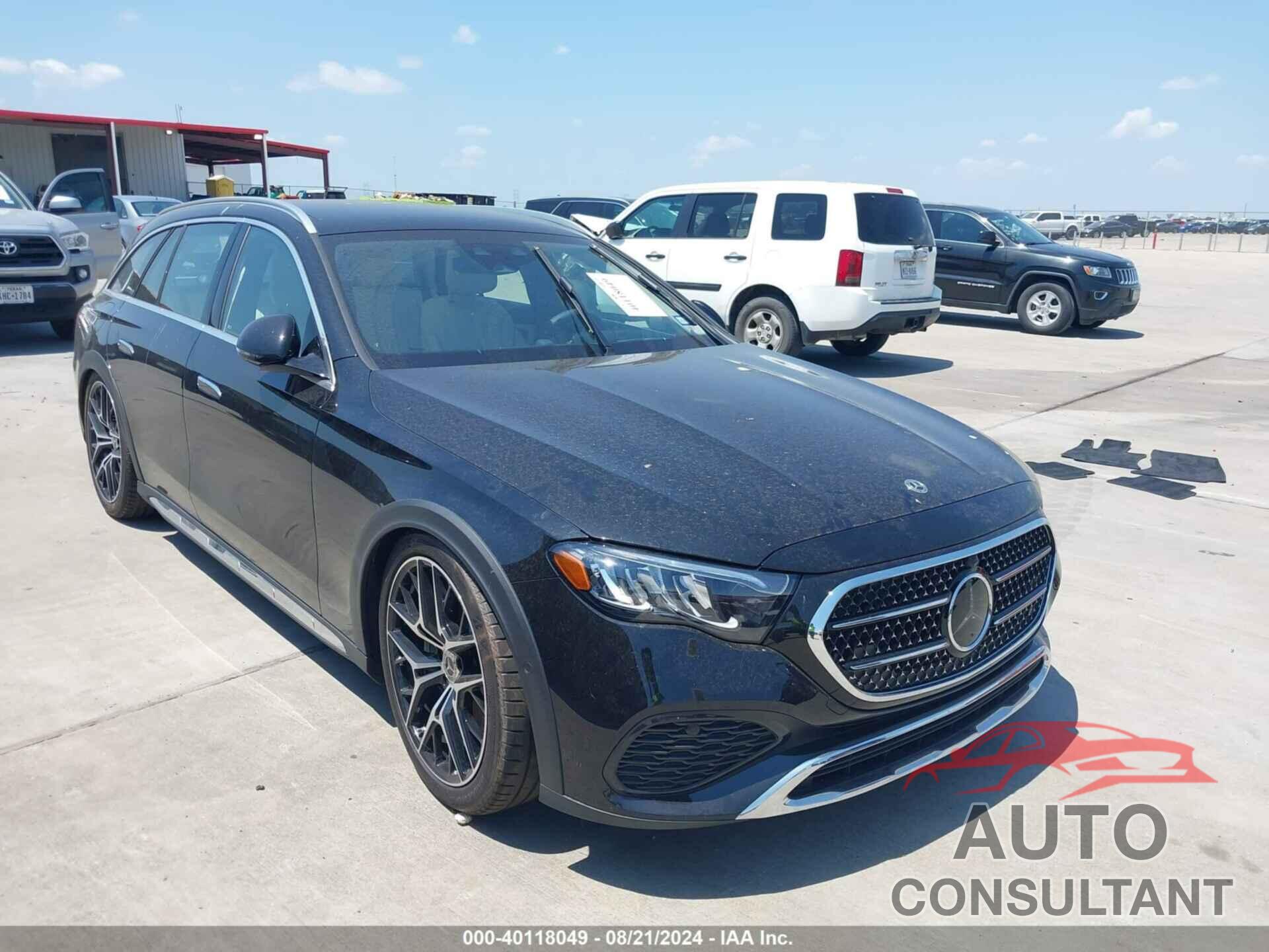 MERCEDES-BENZ E 450 2024 - W1KLH6FB2RA057346
