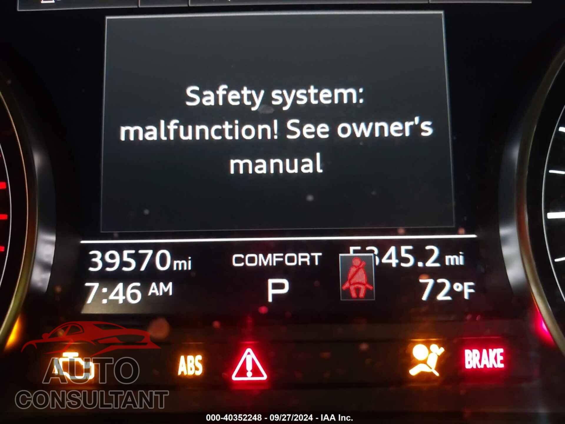 AUDI A4 2021 - WAUDAAF44MN005142