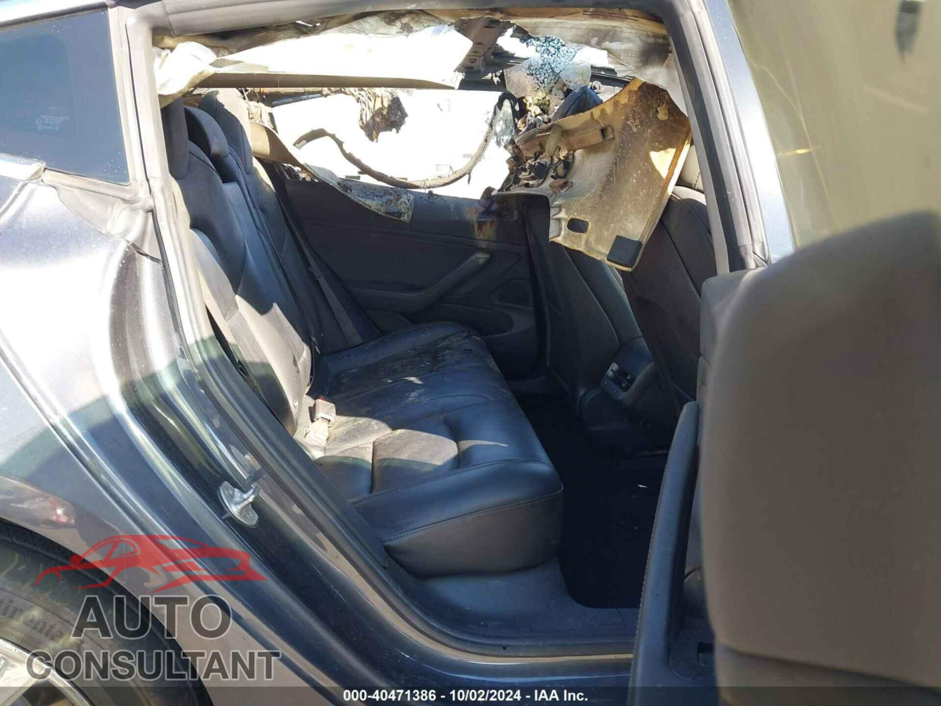 TESLA MODEL 3 2018 - 5YJ3E1EA0JF045481