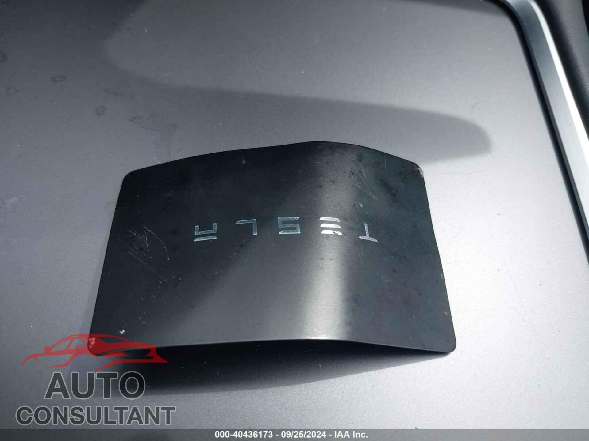 TESLA MODEL 3 2023 - 5YJ3E1EA9PF661978