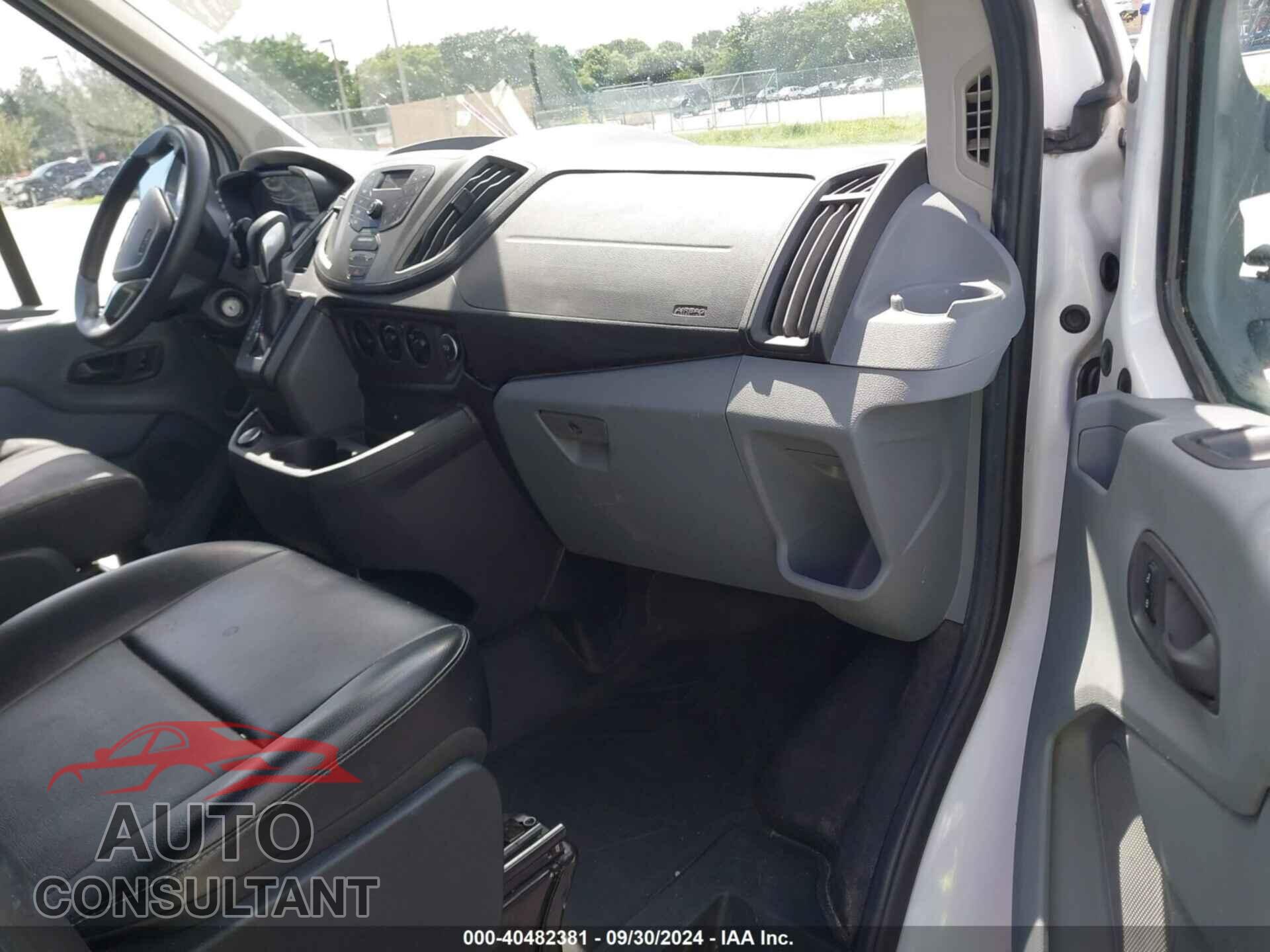 FORD TRANSIT-250 2018 - 1FTYR3UG2JKA94406