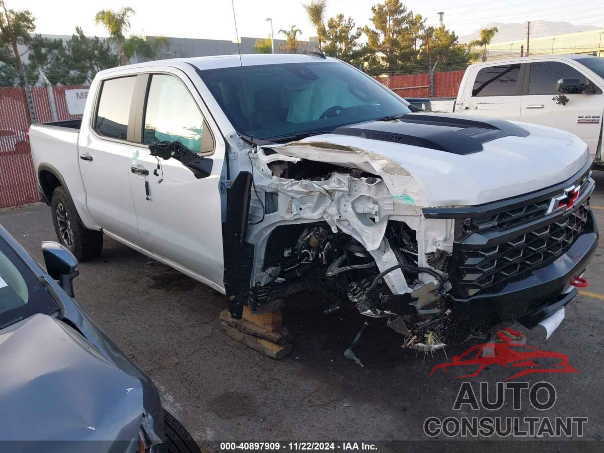 CHEVROLET SILVERADO 1500 2024 - 3GCUDHE89RG464562